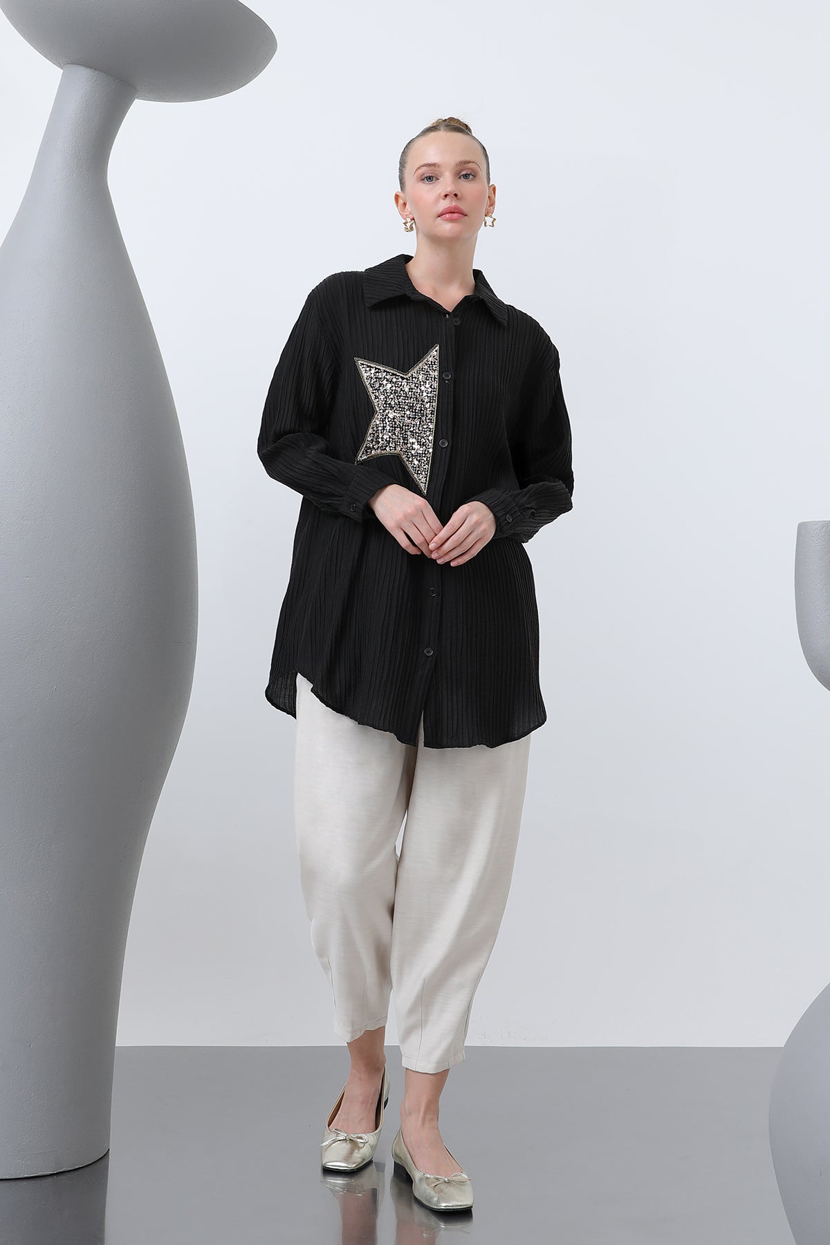 Kadın Önü Yıldız Nakışlı Gömlek Tunik - 10646GML BLACK