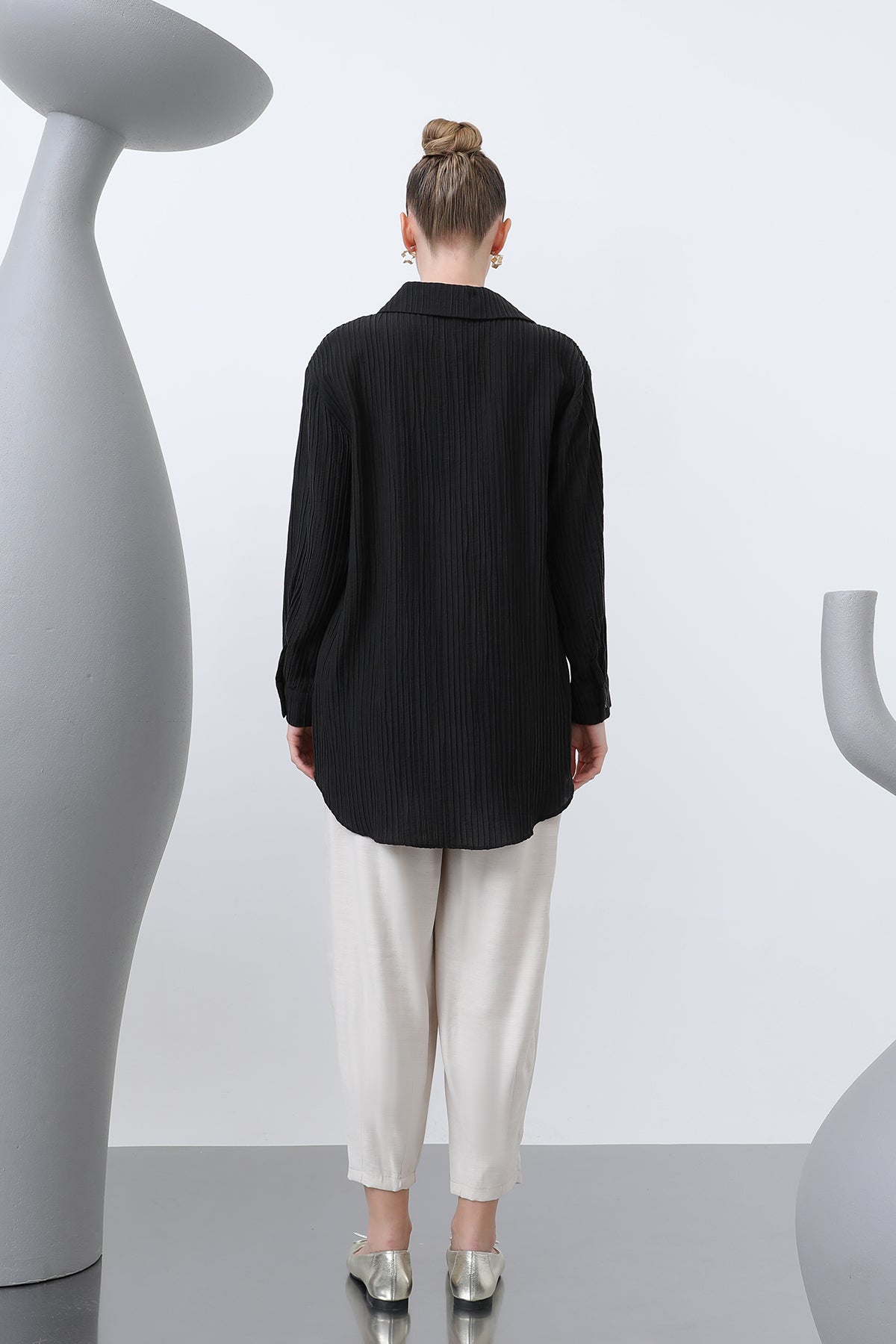 Kadın Önü Yıldız Nakışlı Gömlek Tunik - 10646GML BLACK