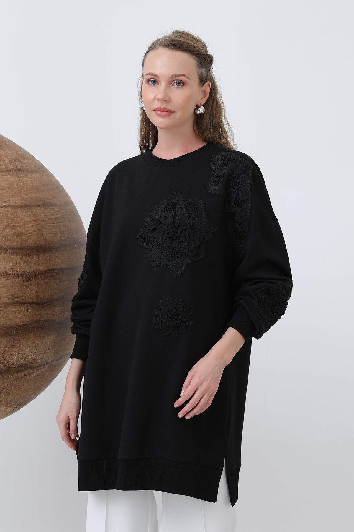 Kadın Önü Çiçek Motifli Dantelli Tunik - 10652TUN BLACK