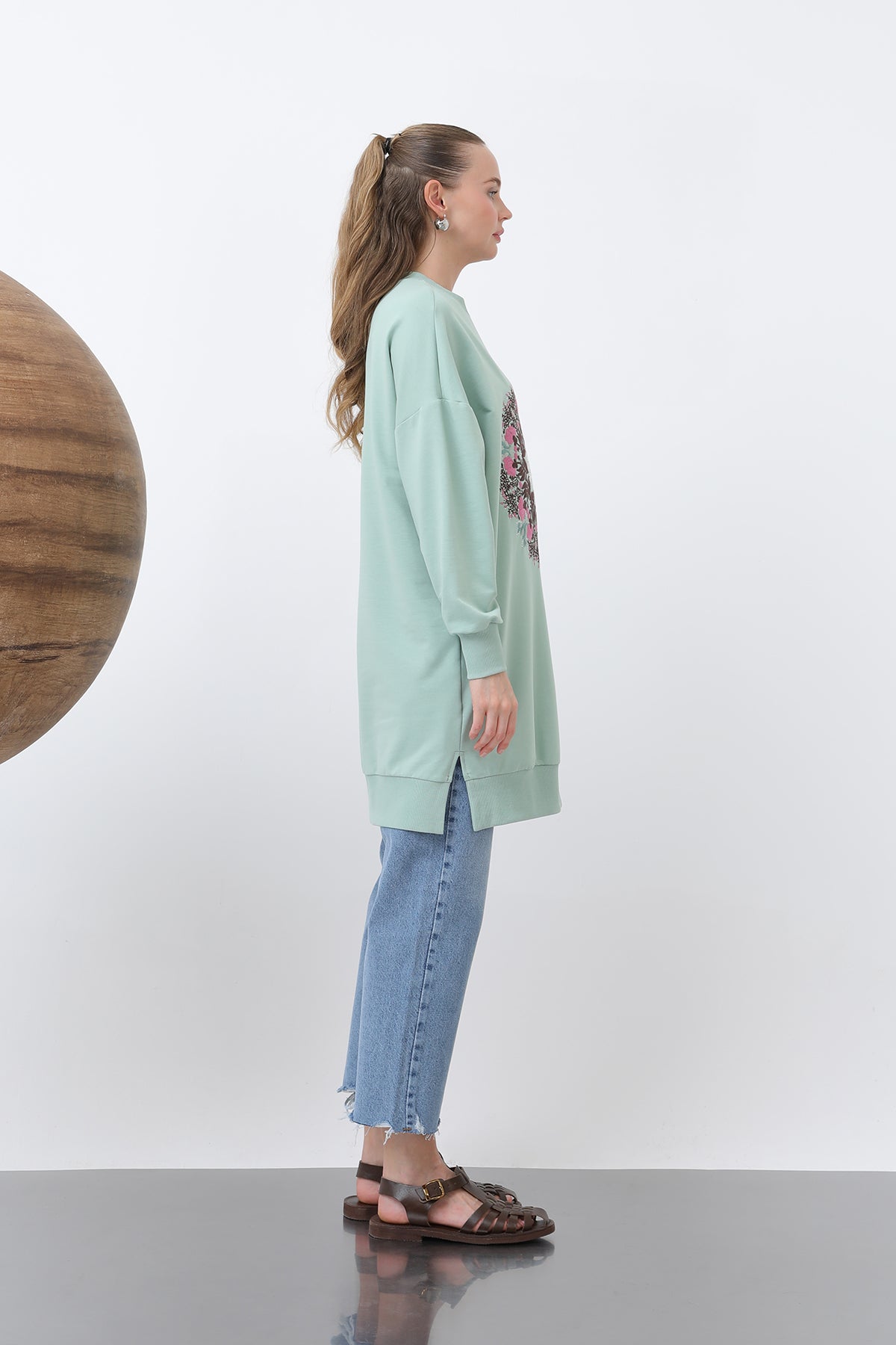 Kadın Önü Yuvarlak Çiçek Nakışlı Tunik - 10668TUN ALMOND GREEN