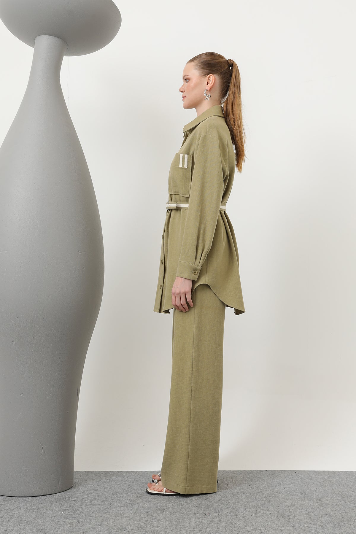 Kadın Beli Büzgülü Ve Cep Detaylı Gömlek Ve Pantolonlu Takım - 14313TKS LIGHT KHAKI