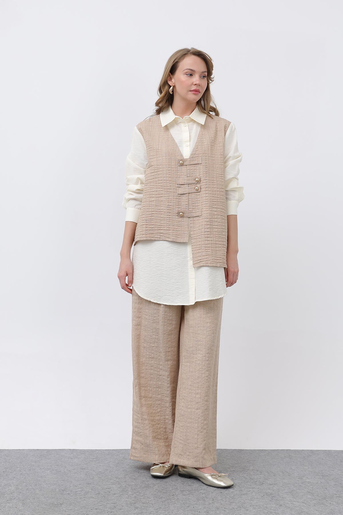 Kadın Önü Yelek Görünümlü Apoletli Pantolon Takım - 14327TKS CAMEL-BEIGE