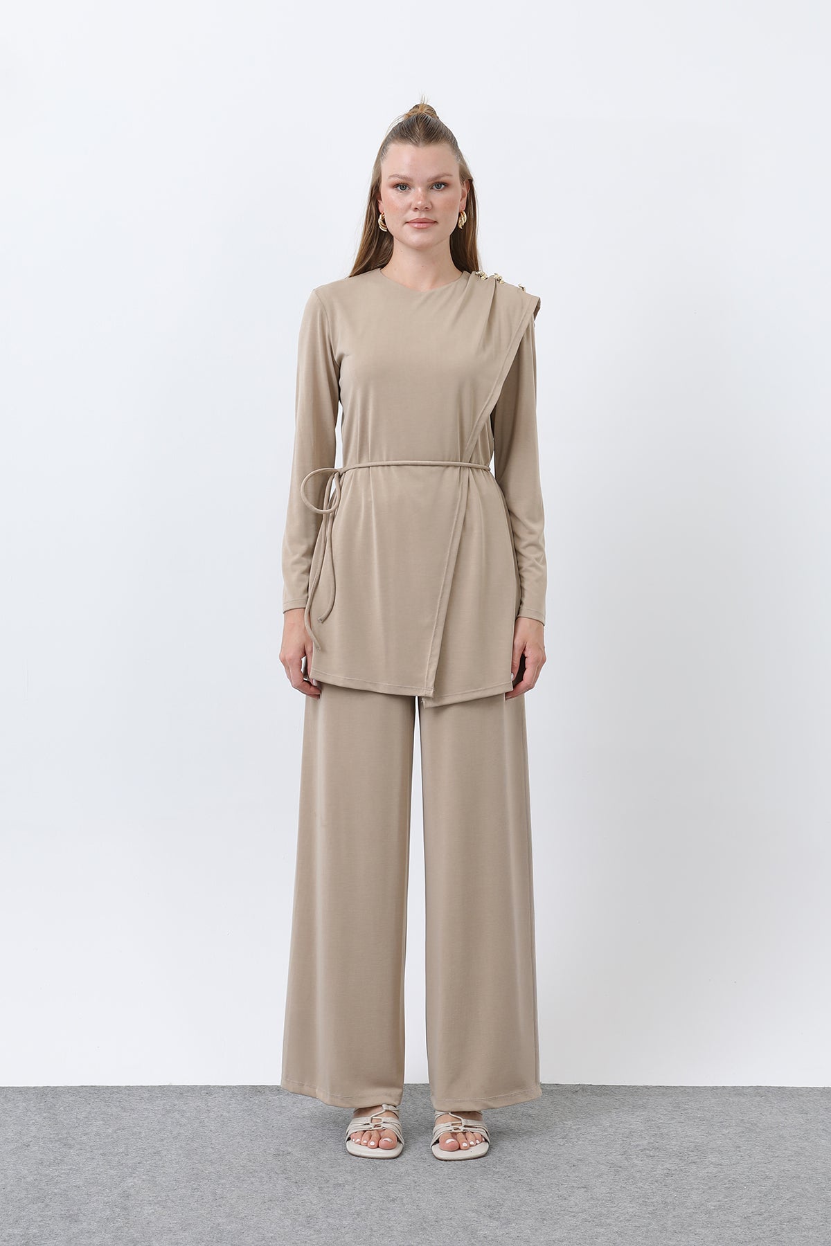 Kadın Omuzu Düğme Detaylı Kruvaze Tunik Pantolon Takım - 14341TKS BEIGE