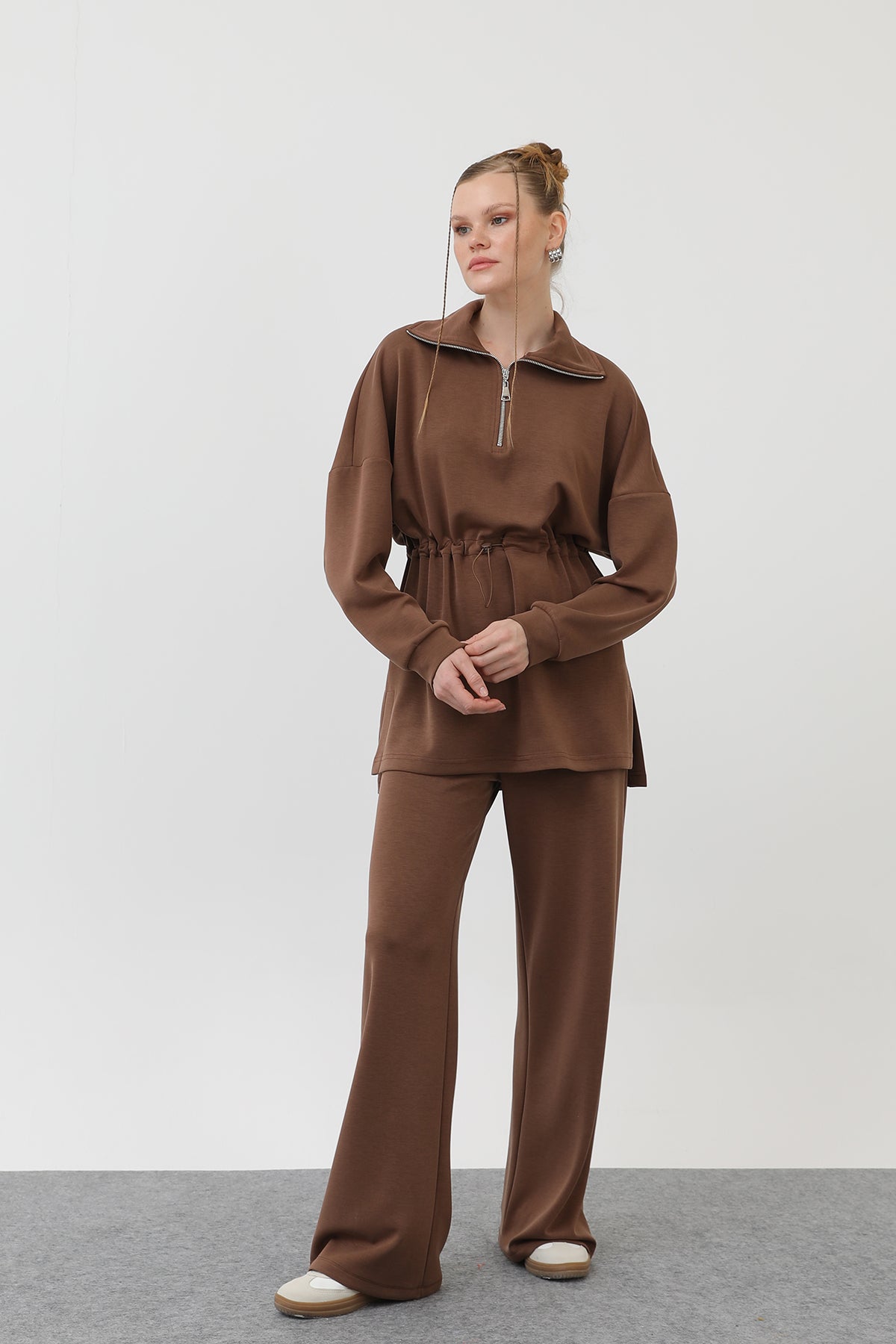 Kadın Beli Lastik Detaylı Yakası Fermuarlı Takım - 20608TKM BROWN