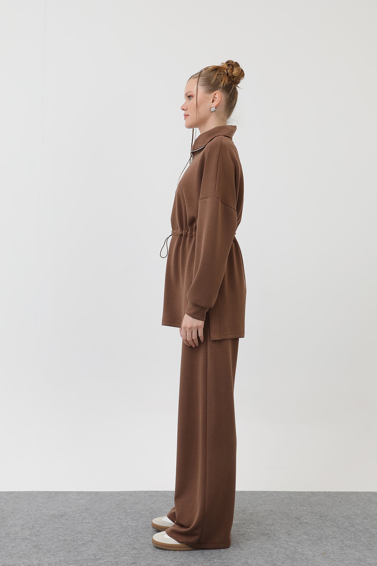 Kadın Beli Lastik Detaylı Yakası Fermuarlı Takım - 20608TKM BROWN