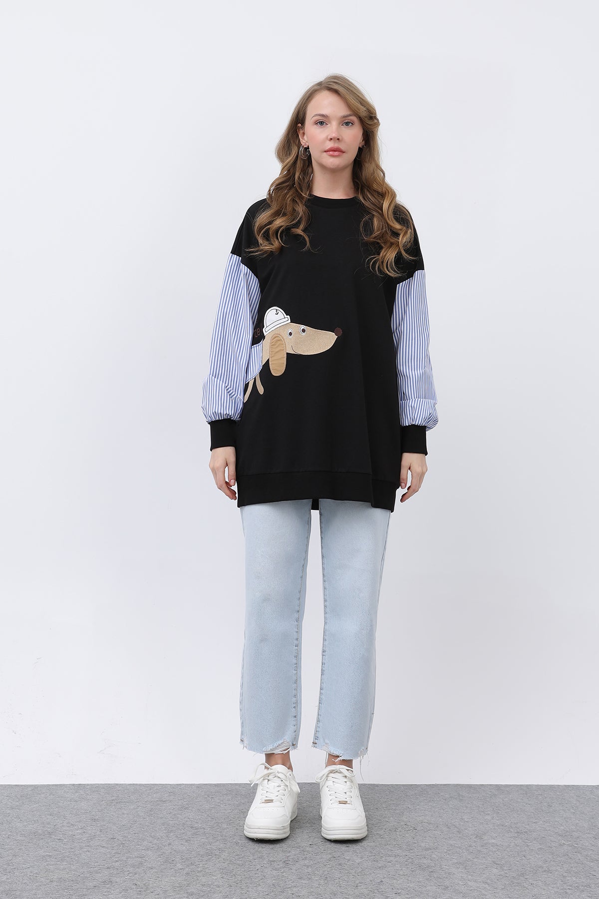 Kadın Şapkalı Köpek Nakışlı Garnili Sweatshirt - 20632SWT BLACK