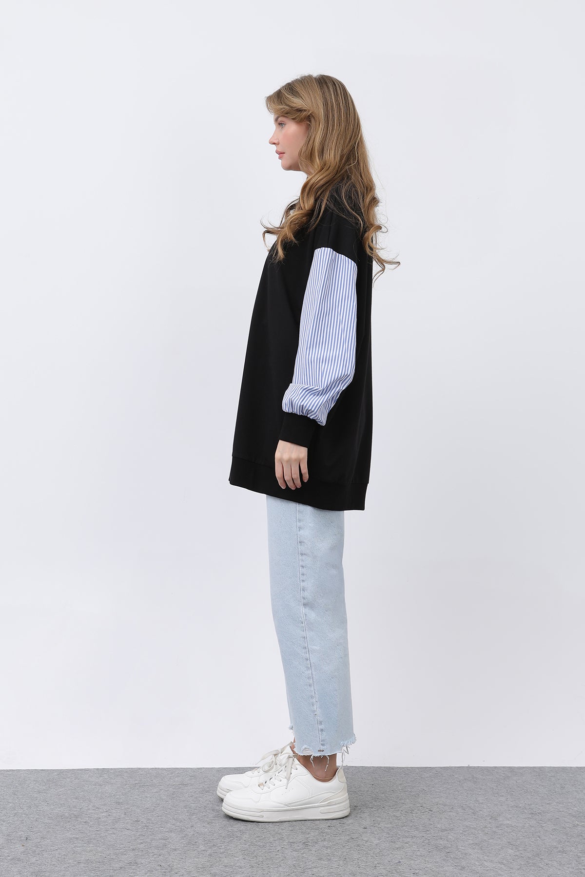 Kadın Şapkalı Köpek Nakışlı Garnili Sweatshirt - 20632SWT BLACK