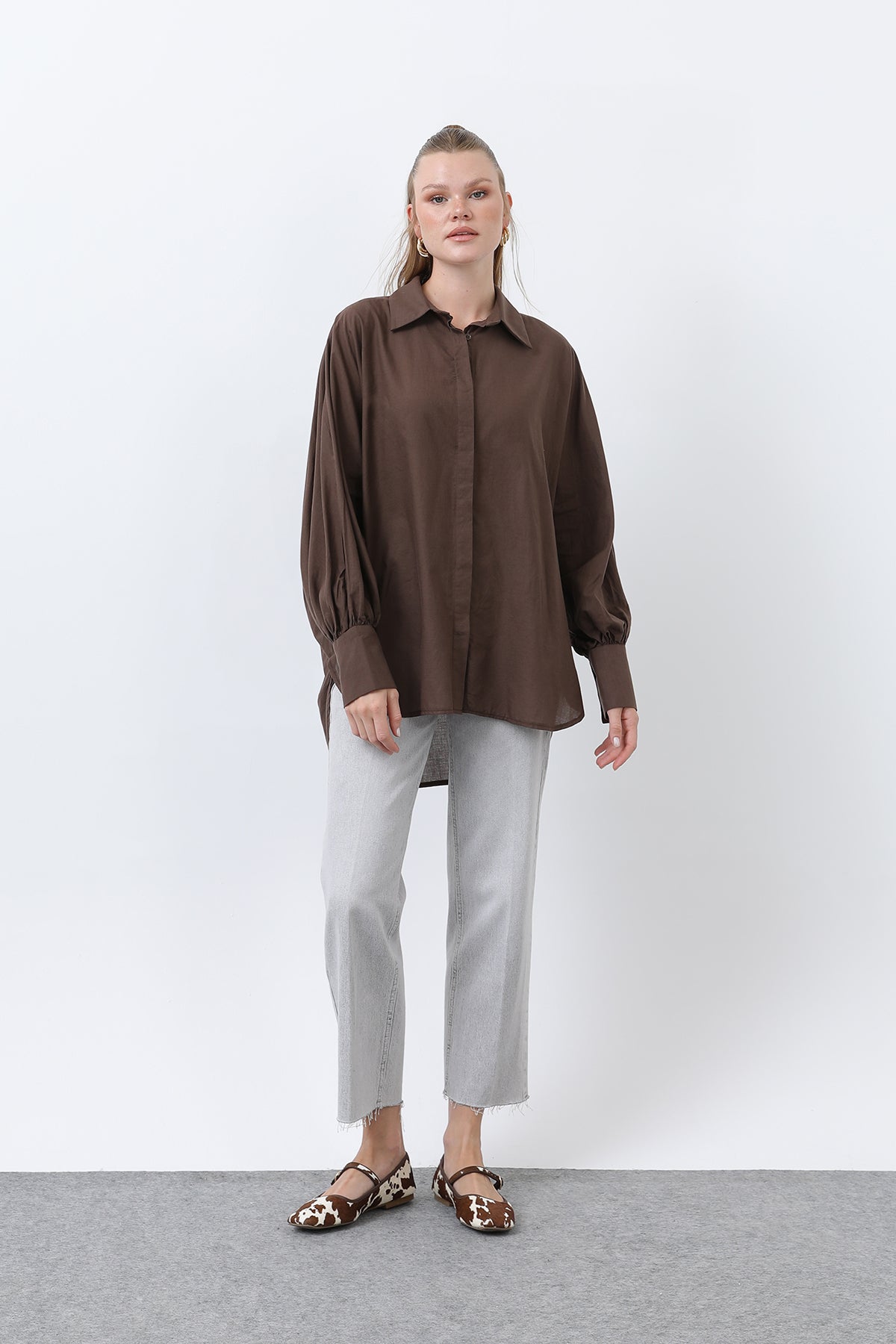Kadın Volanlı Oversize Pamuk Poplin Gömlek-20665GML BROWN