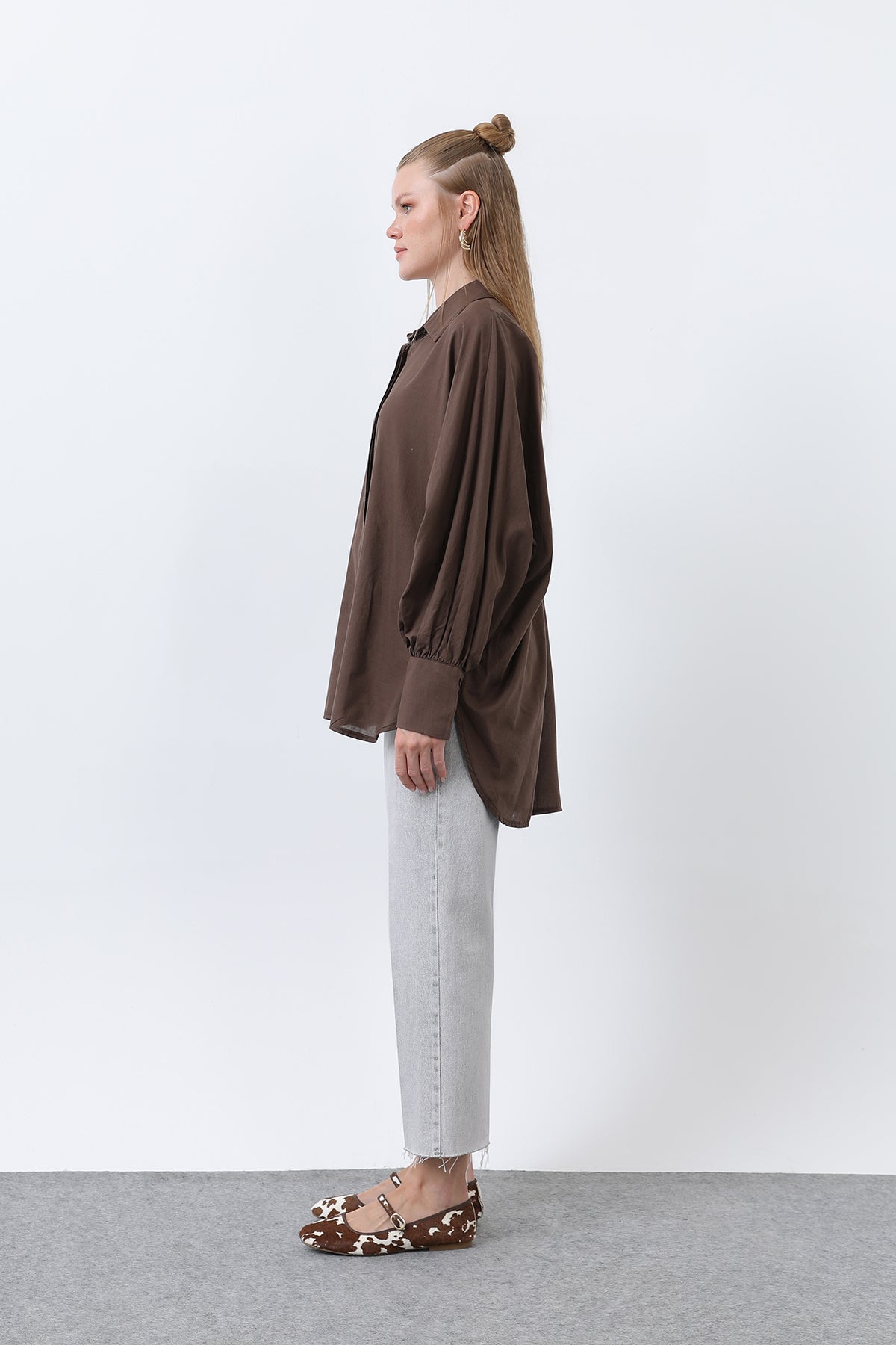 Kadın Volanlı Oversize Pamuk Poplin Gömlek-20665GML BROWN