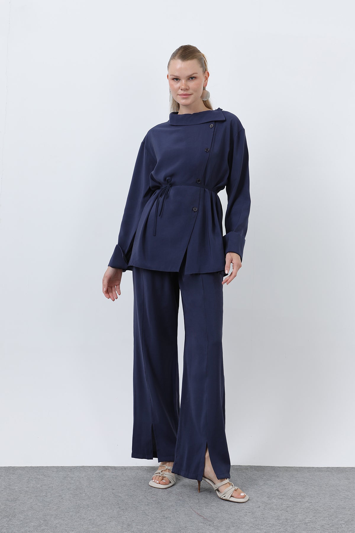 Kadın Düğmeli Oversize Günlük Set Takım
-20677TKS NAVY