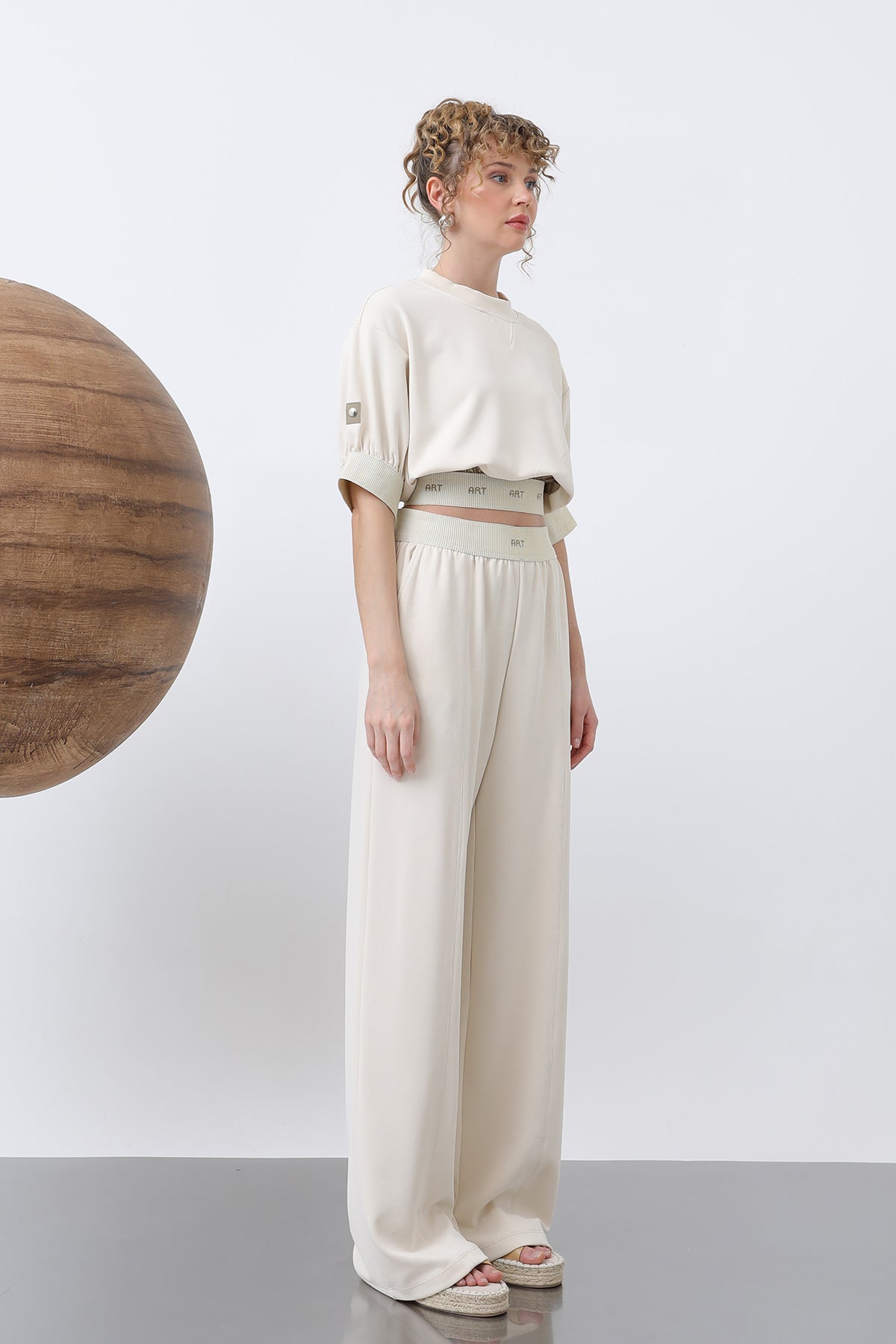 Kadın Lastiği Nakış Detaylı Pantolon - 32131PNT SAND BEIGE