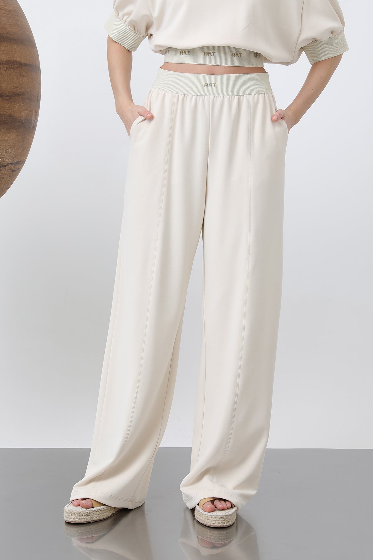 Kadın Lastiği Nakış Detaylı Pantolon - 32131PNT SAND BEIGE