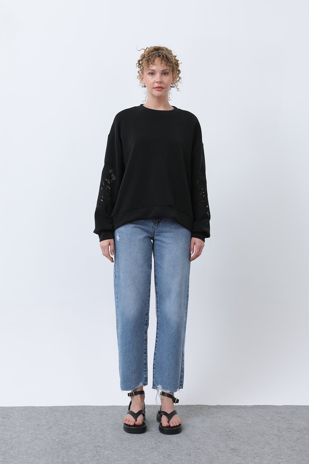 Kadın Kollar File Nakışlı Sweatshirt BLACK