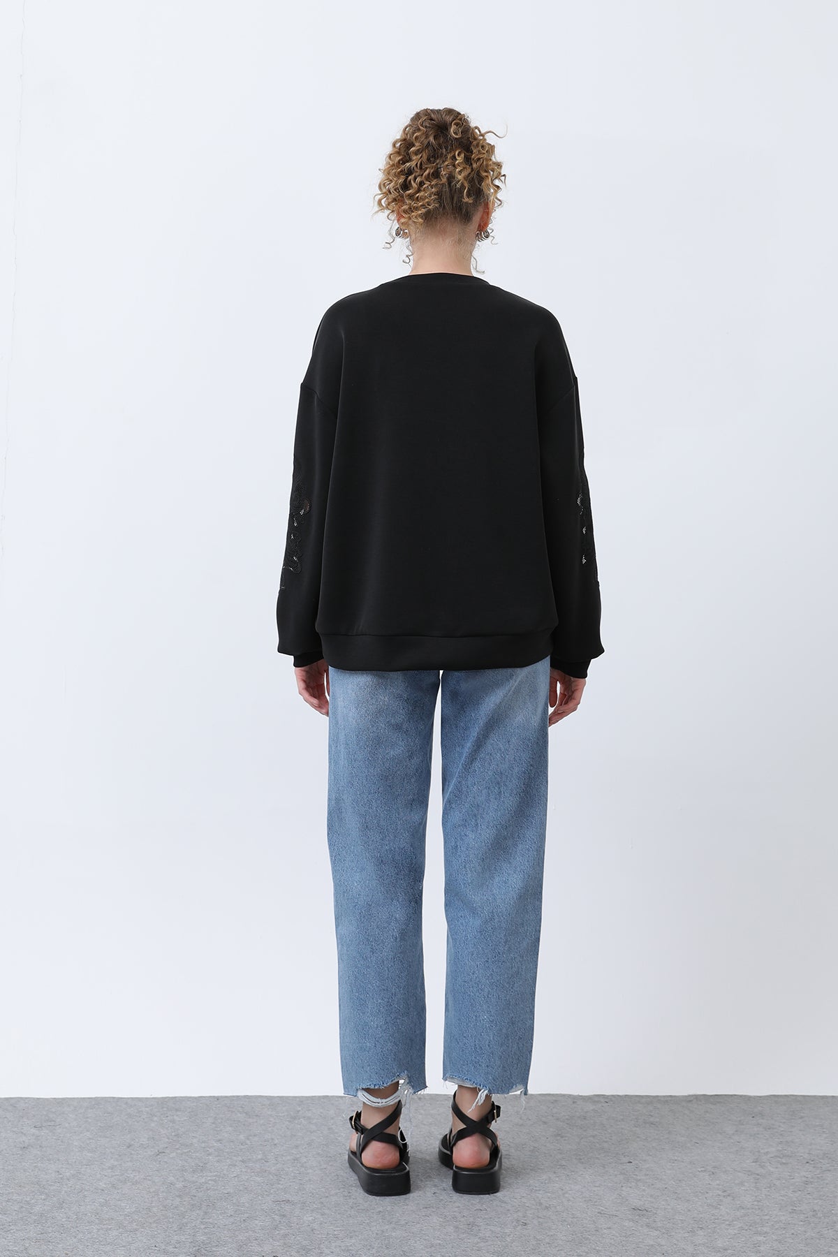 Kadın Kollar File Nakışlı Sweatshirt BLACK