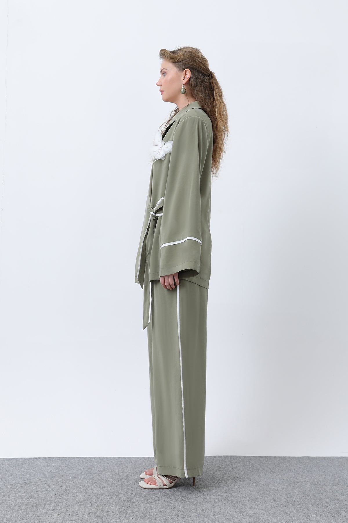 Kadın Kelebekli Kimona Pantolon Takım -32229TKS ALMOND GREEN