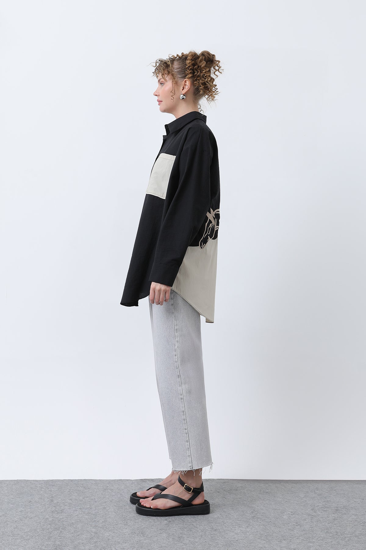 Kadın Arkası Nakışlı Gömlek -32232GML BLACK-BEIGE