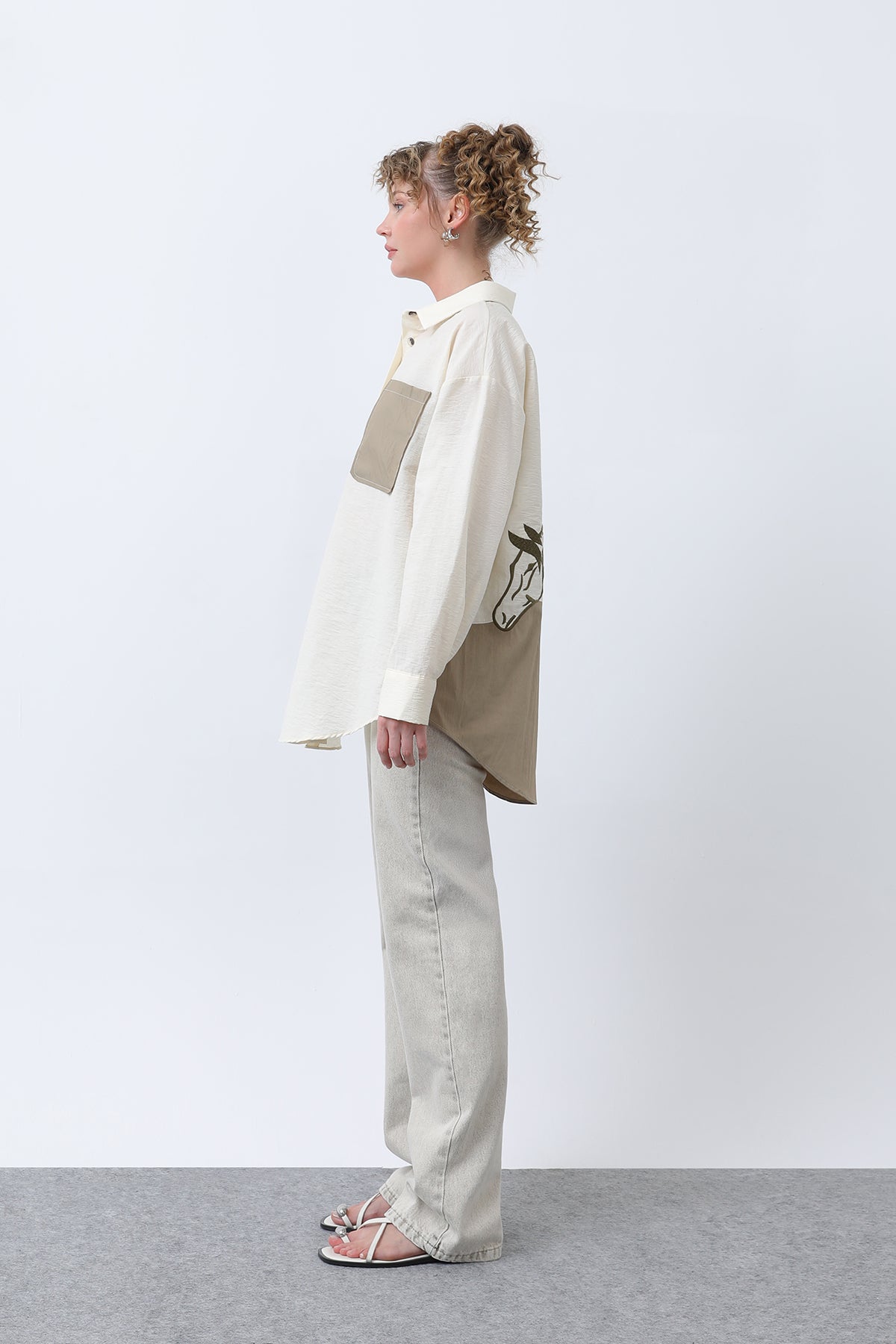 Kadın Arkası Nakışlı Gömlek -32232GML SAND BEIGE-KHAKİ