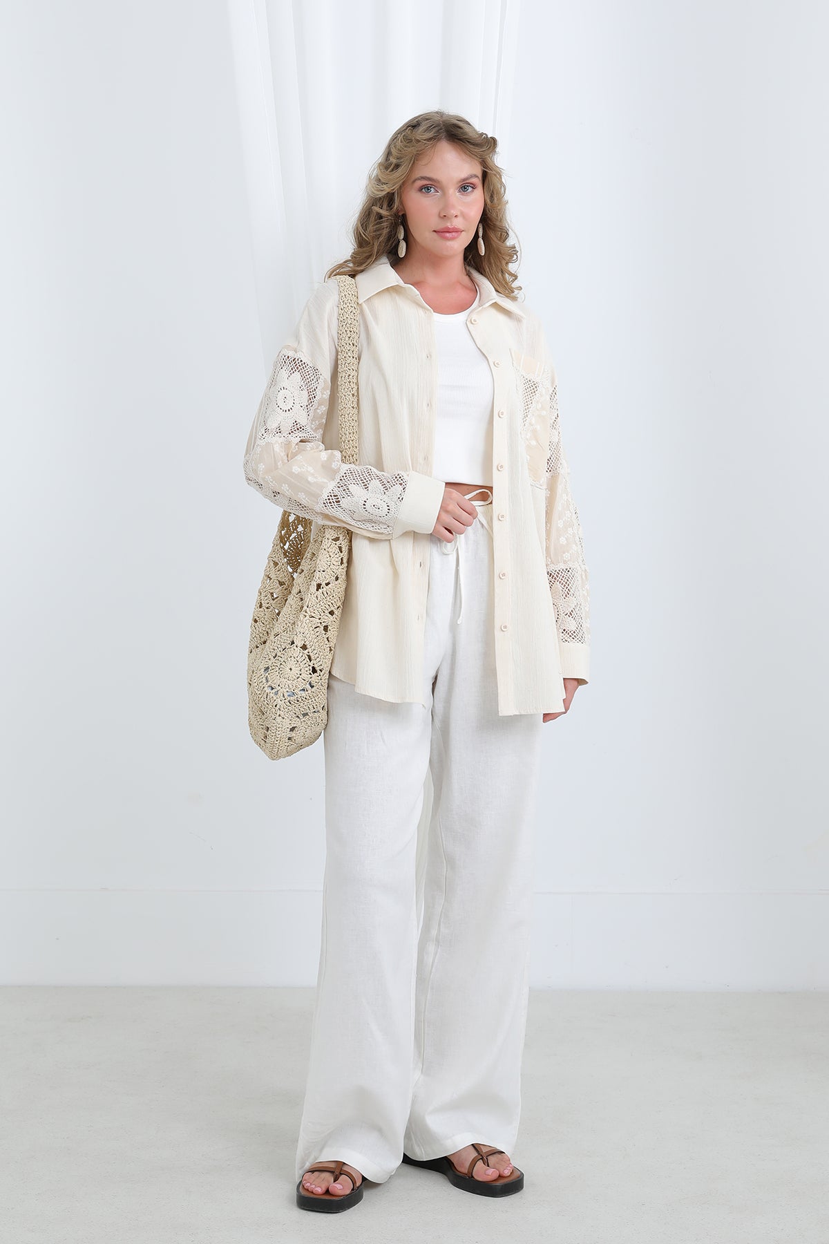Dantel Detaylı Oversize Gömlek-32324GML BEIGE