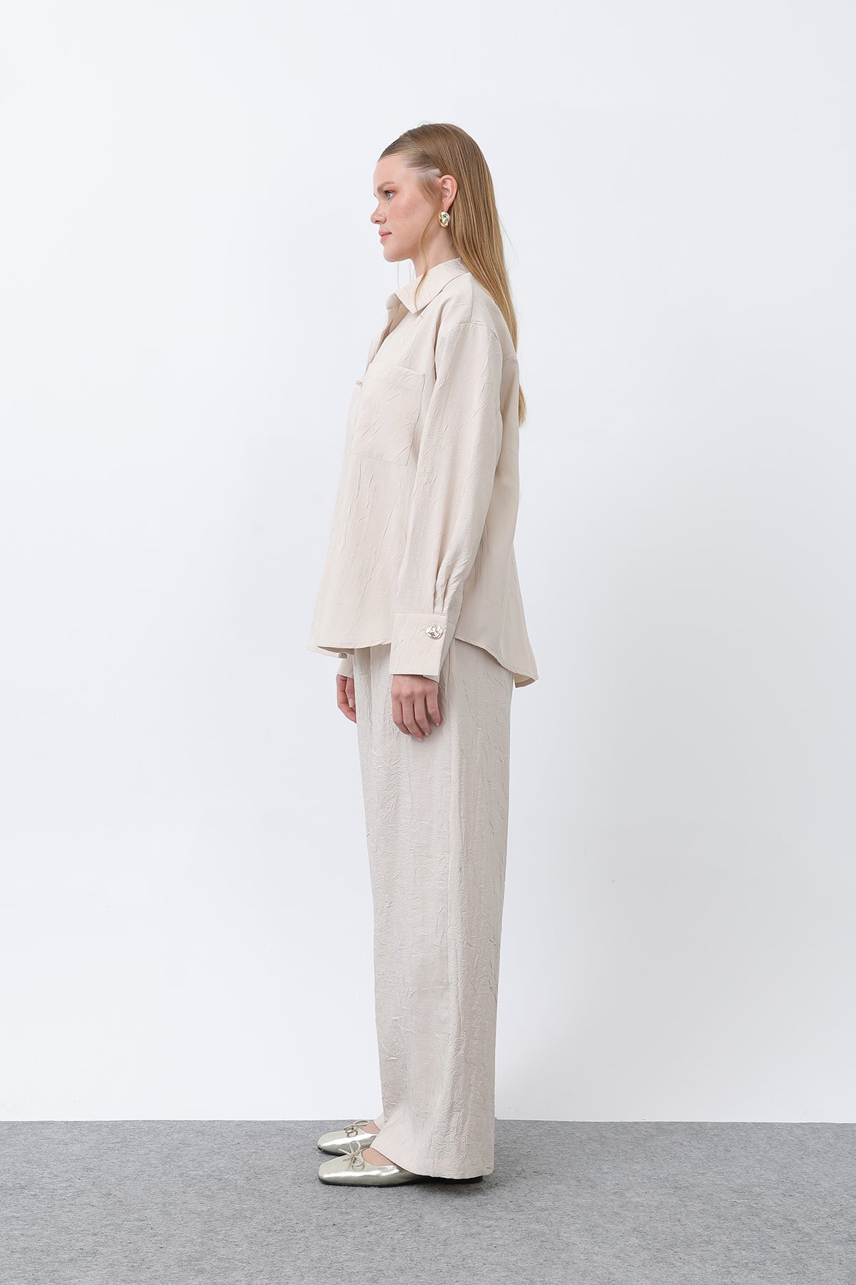 Kadın Düğme Detaylı Kraşlı Gömlek - 32333GML BEIGE