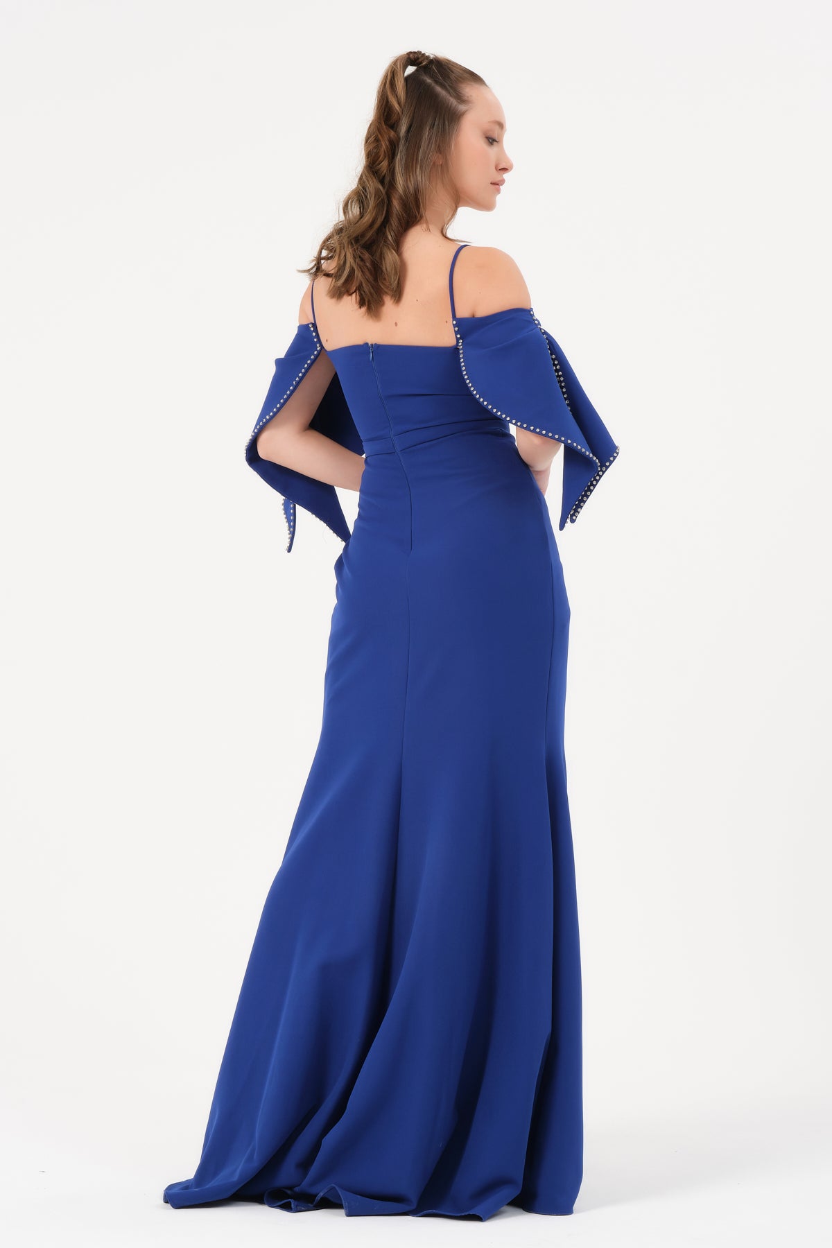 1532 Saks