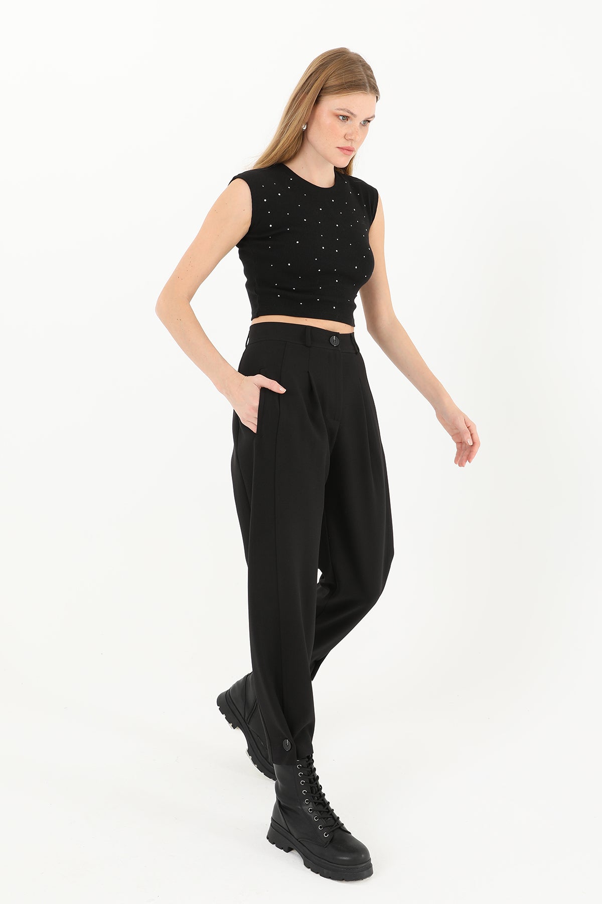 Kadın Önden Pleli Paçası Düğmeli Pantolon  - 18123PNT BLACK