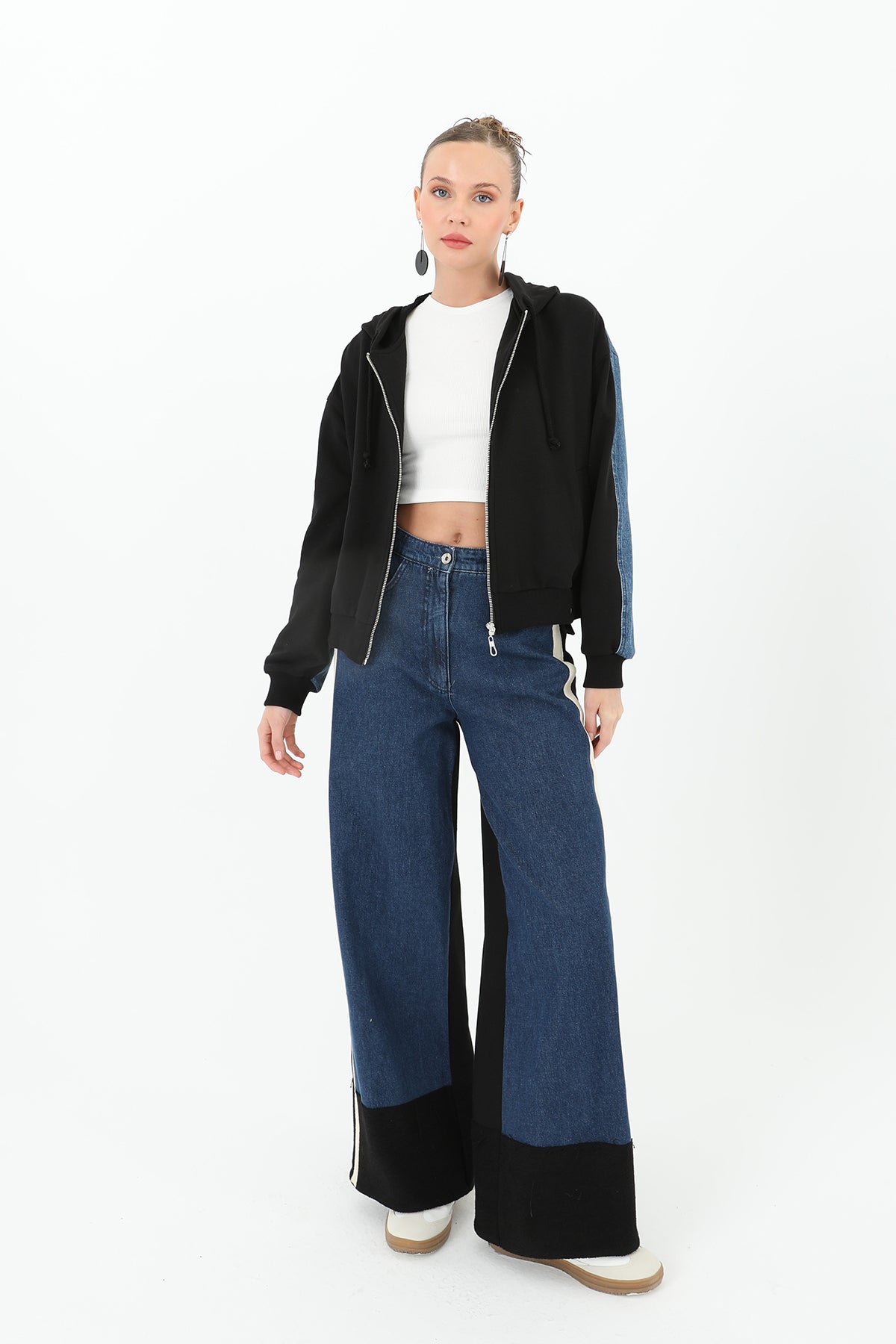 Kadın Paça Triko Detaylı Geniş Paça Kot Pantolon  - 31994PNT BLACK-BLUE