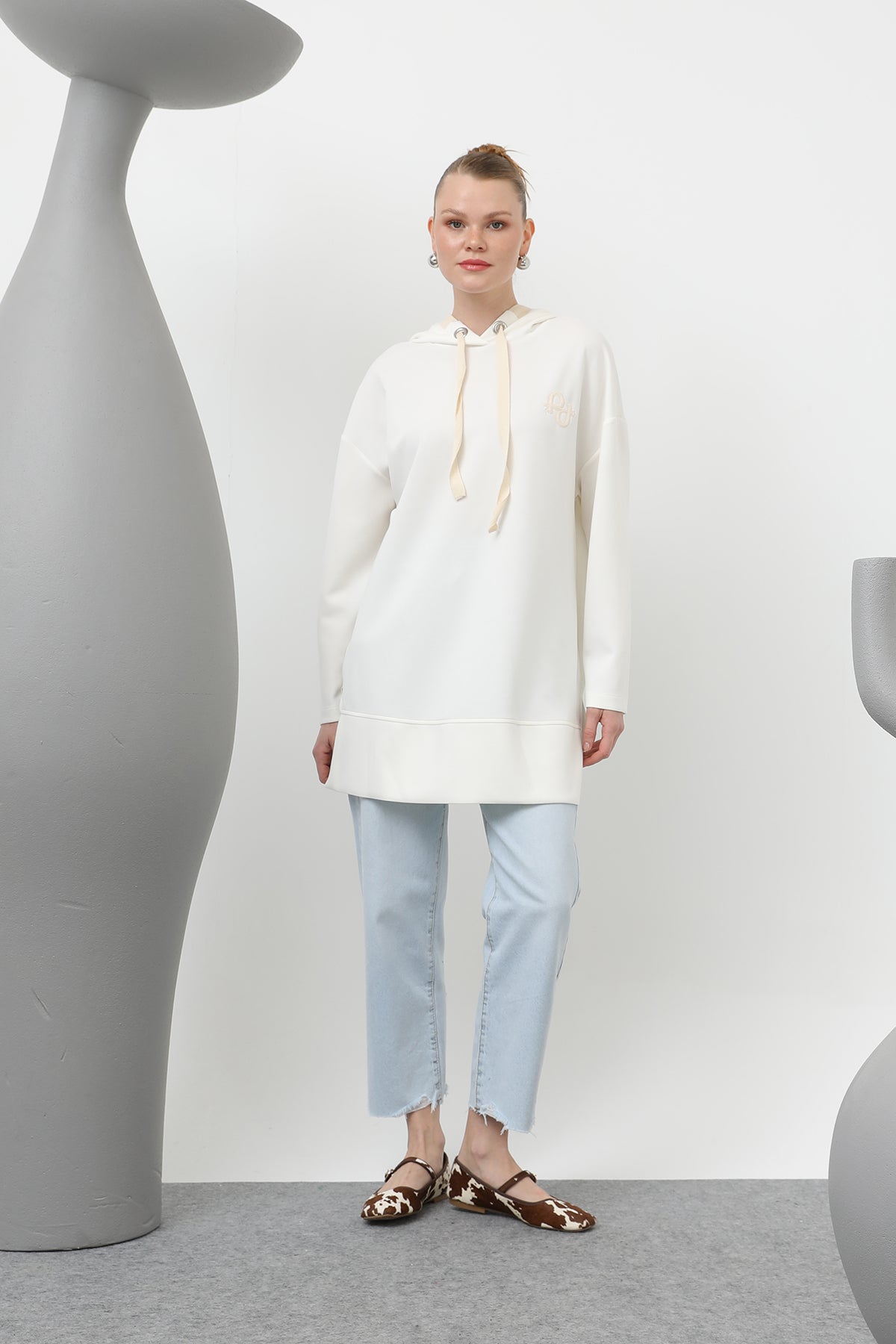 Kadın Nakış Detaylı Balıksırtı Kapişonlu Tunik - 25S-10615TUN ECRU