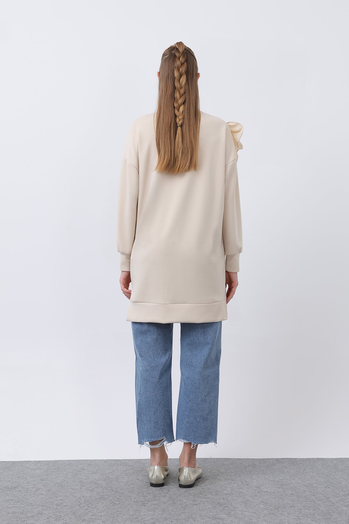 Kadın Omzu Fırfır Detaylı Dantel Garnili Tunik - 10628TNK SAND BEIGE