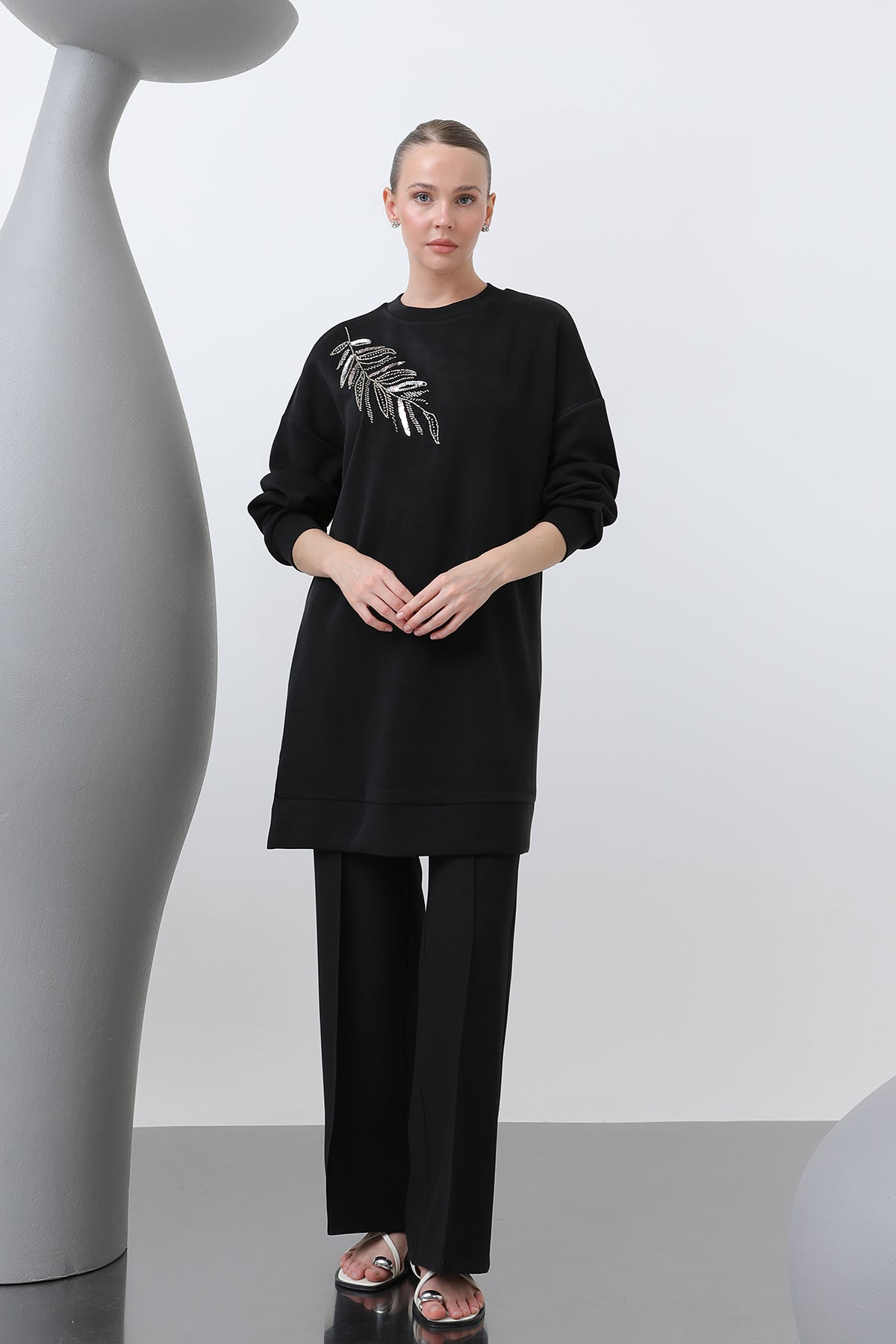Kadın Omuzu Nakış işlemeli Tunik - 10629TNK BLACK
