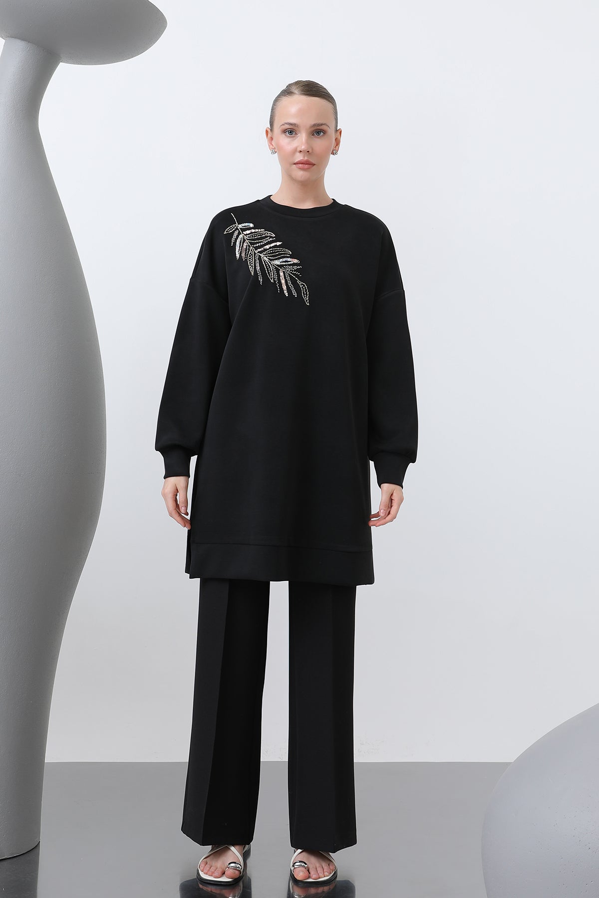 Kadın Omuzu Nakış işlemeli Tunik - 10629TNK BLACK