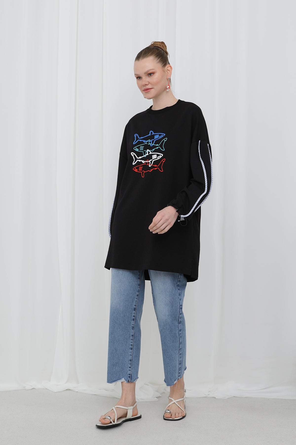 Kadın Önü Balık Nakışlı Şerit Detaylı Tunik - 10640TUN BLACK