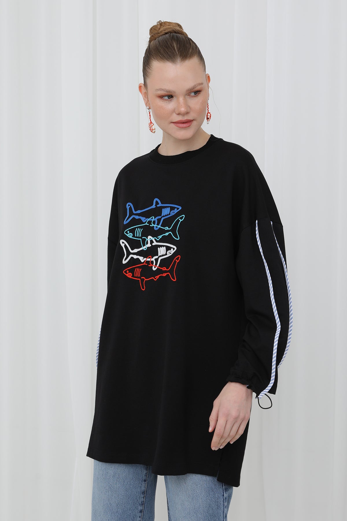 Kadın Önü Balık Nakışlı Şerit Detaylı Tunik - 10640TUN BLACK