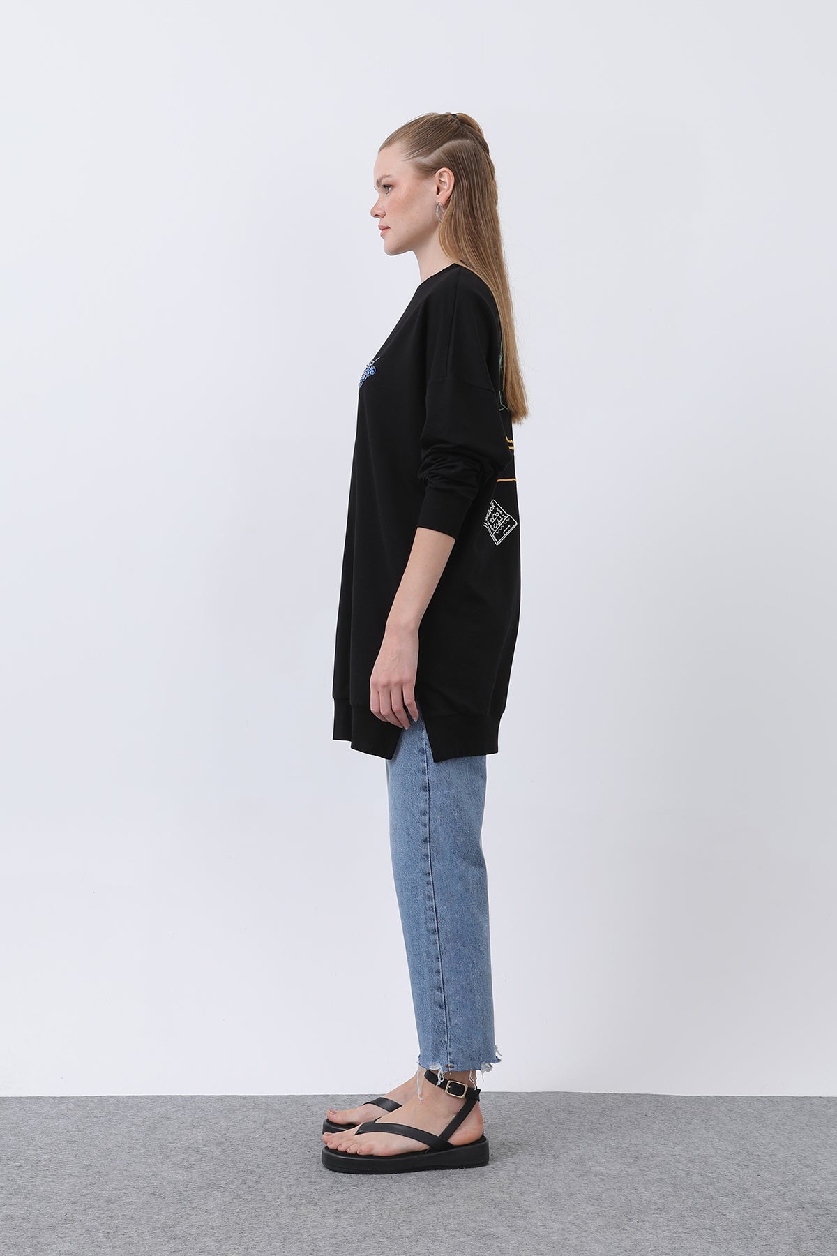 Kadın Önü Üzüm Arkası Meyveli Nakışlı Tunik - 10653TUN BLACK
