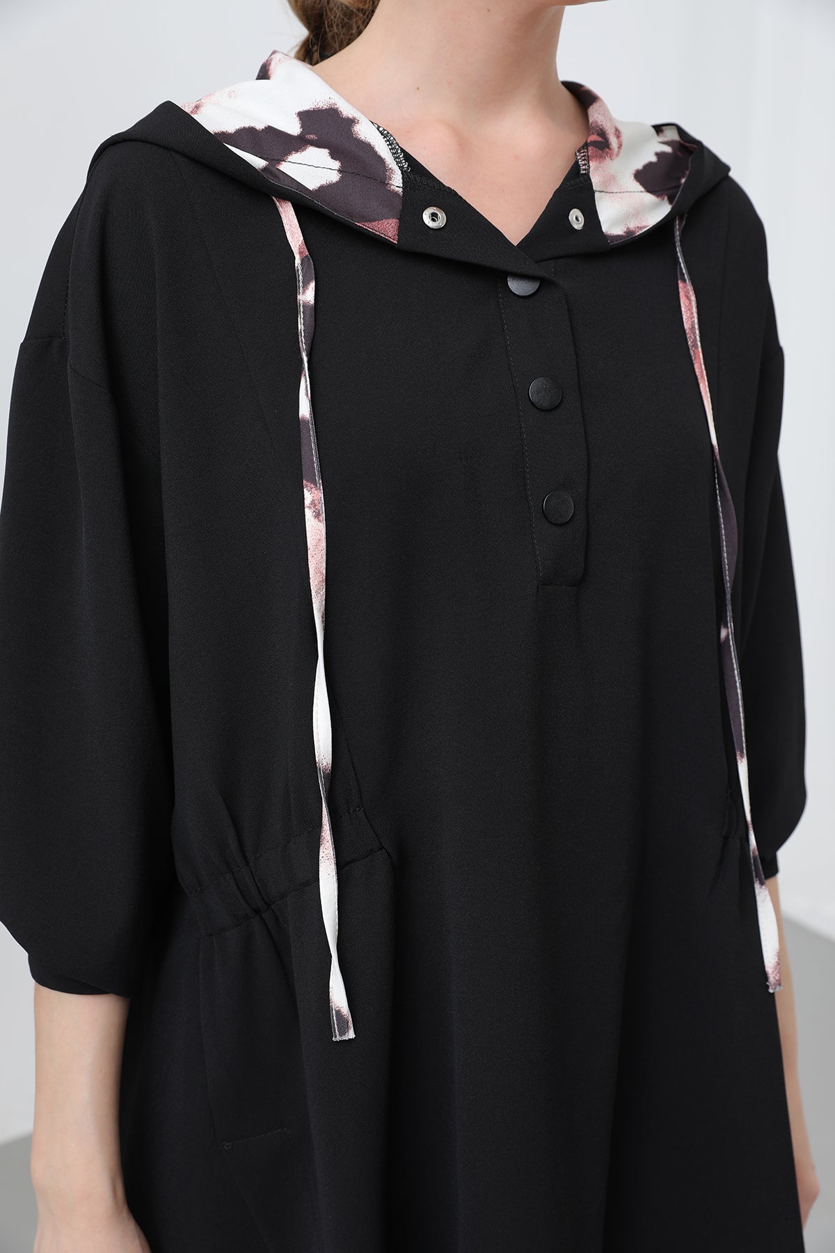 Kadın Beli Büzgü Detaylı Kapüşonlu Tunik - 10666TUN BLACK