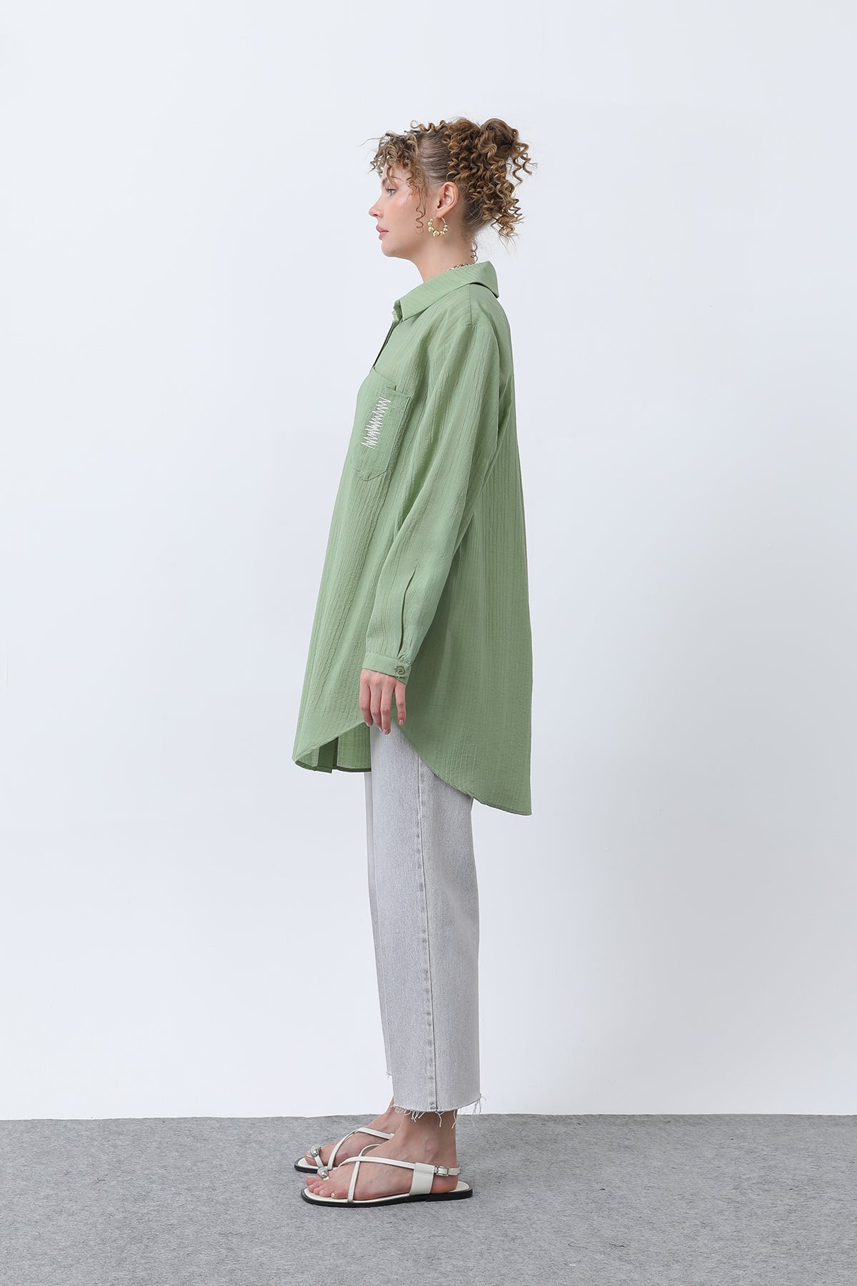 Kadın Cebi Zikzak Nakış Detaylı Gömlek - 10679GML ALMOND GREEN