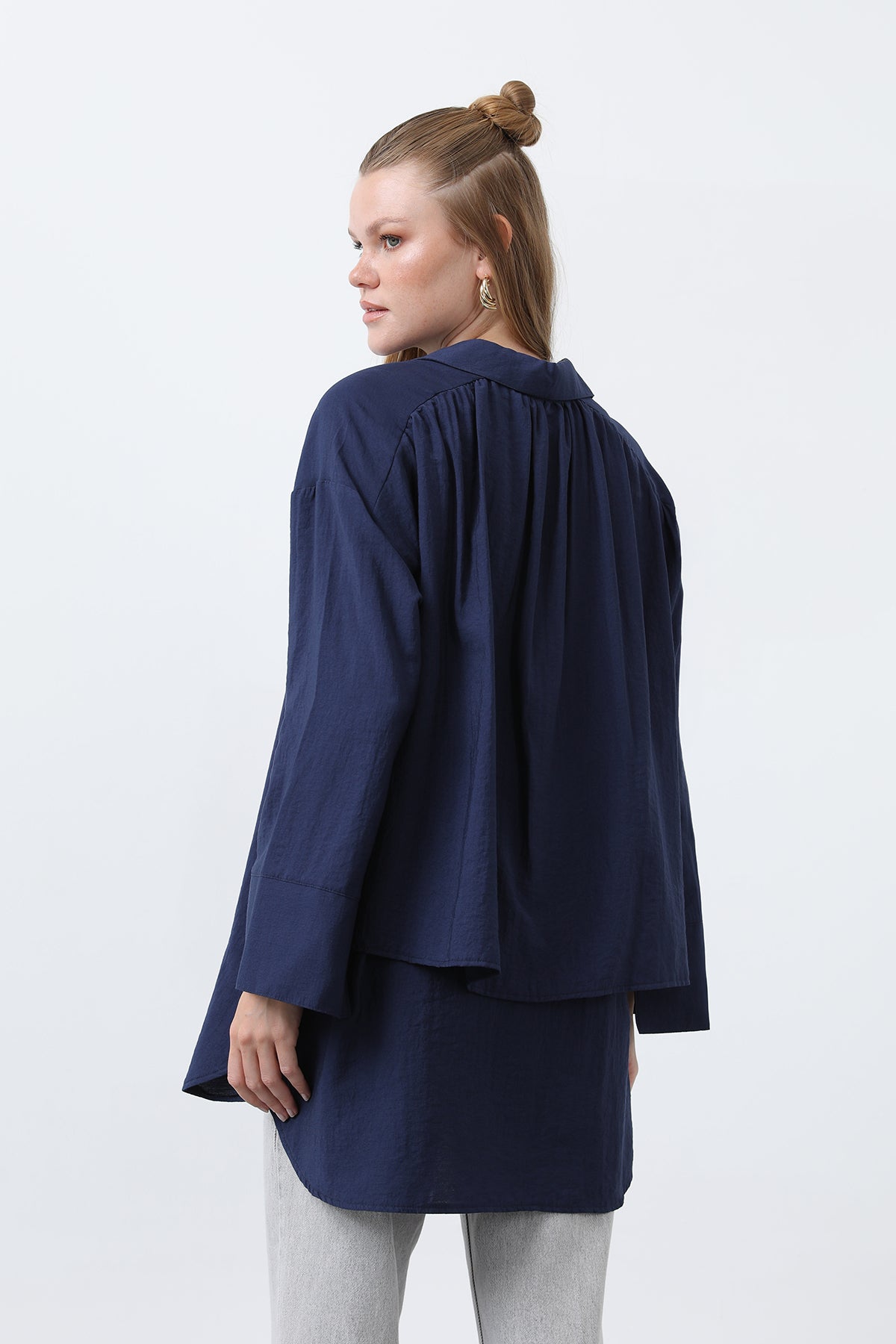 Kadın Arkası Katlı Büzgülü Gömlek - 10688GML NAVY