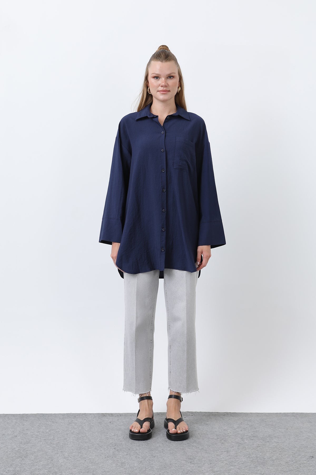 Kadın Arkası Katlı Büzgülü Gömlek - 10688GML NAVY