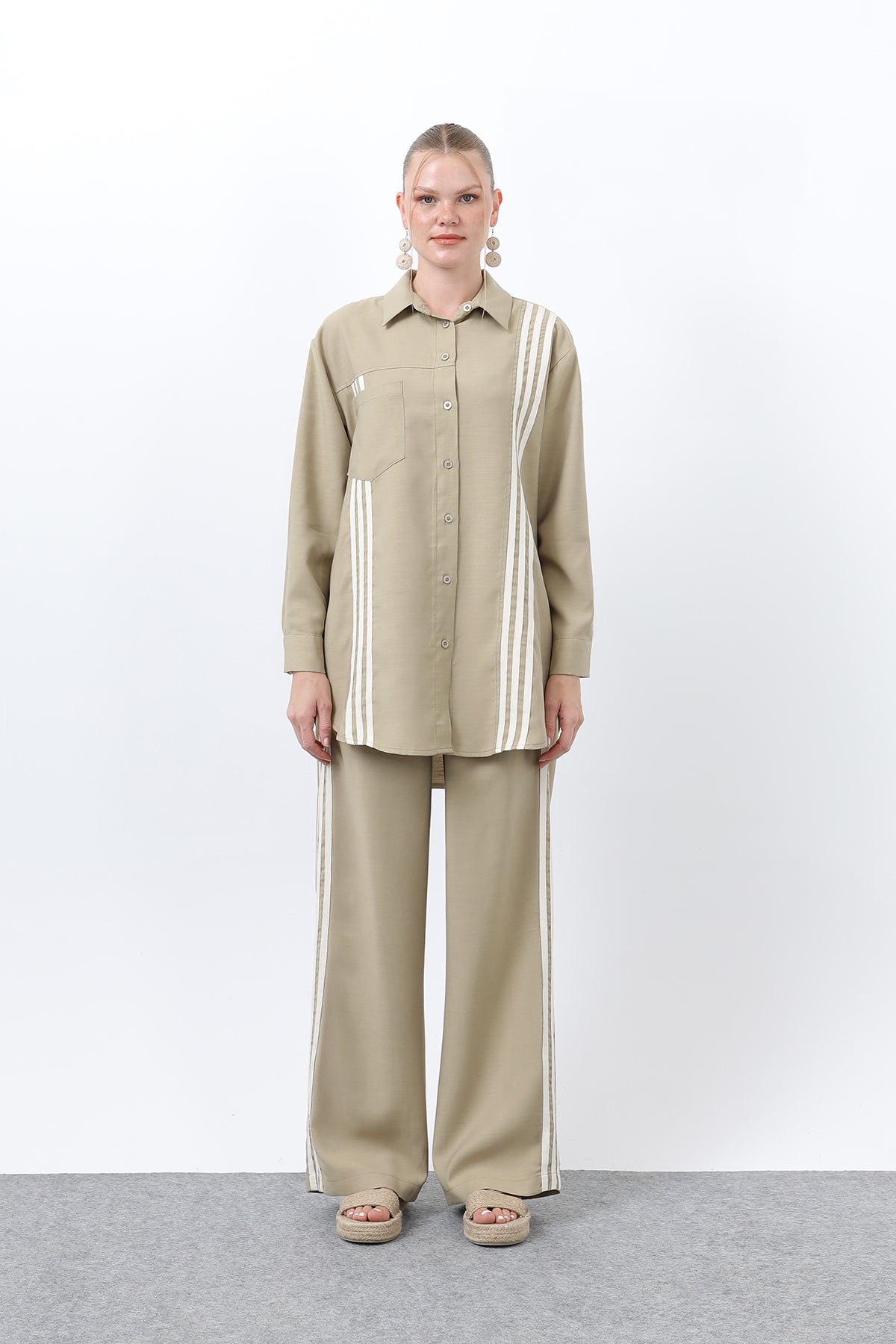 Kadın Önü Şerit Detaylı Pantolonlu Takım - 14317TKS OLIVE