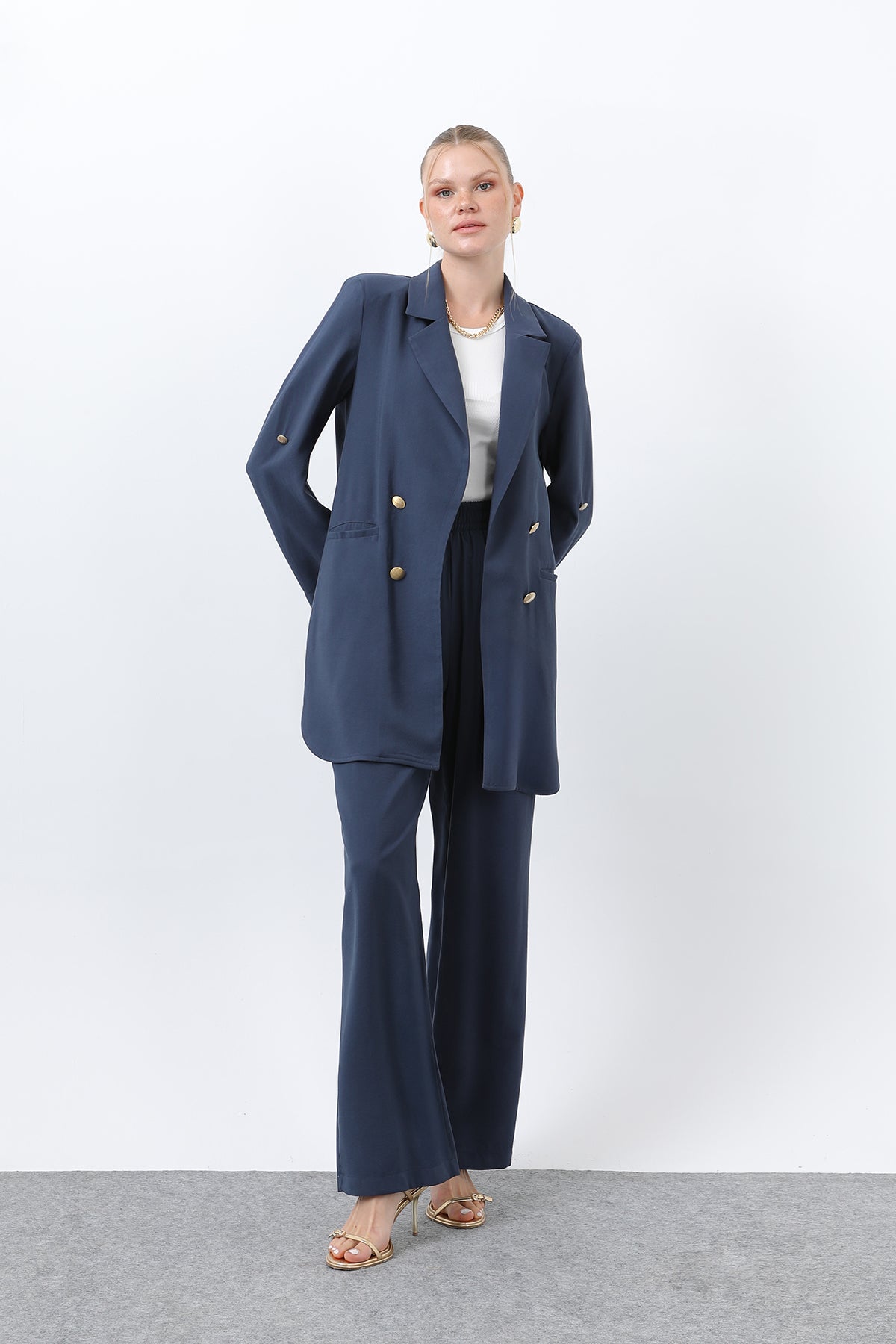 Kadın Düğme Detaylı Pantolonlu Blazer Ceket Takım - 14321TKM NAVY