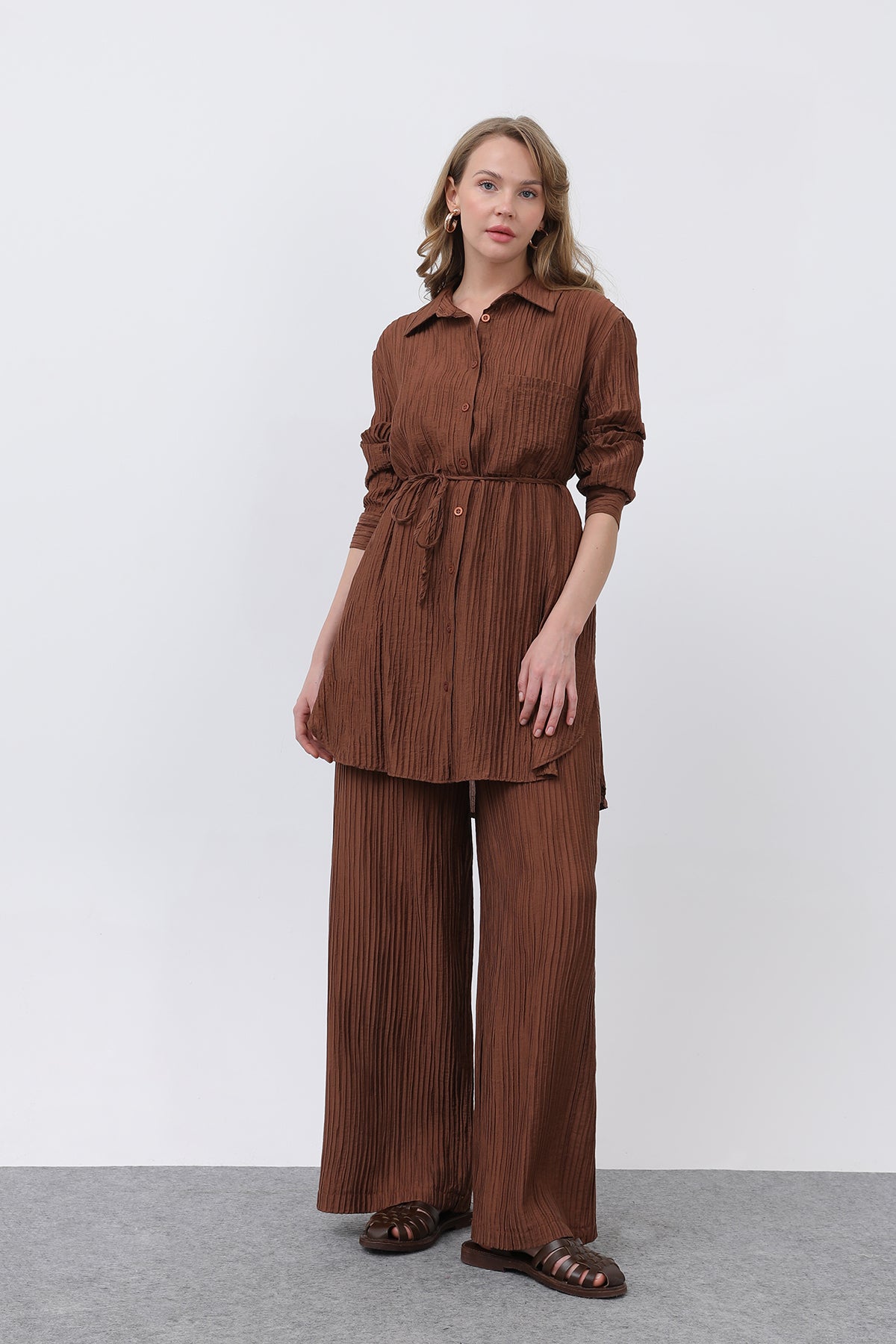 Kadın Beli Kuşaklı Pantolonlu Takım - 14336TKS BROWN