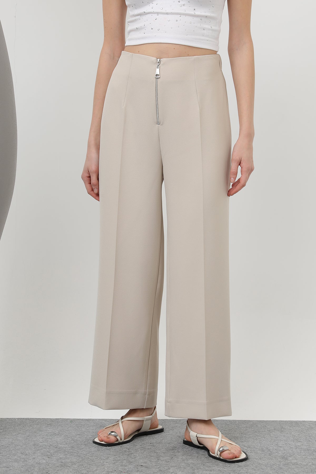 Kadın Fermuar Detaylı Pensli Pantolon- 18228PNT BEIGE
