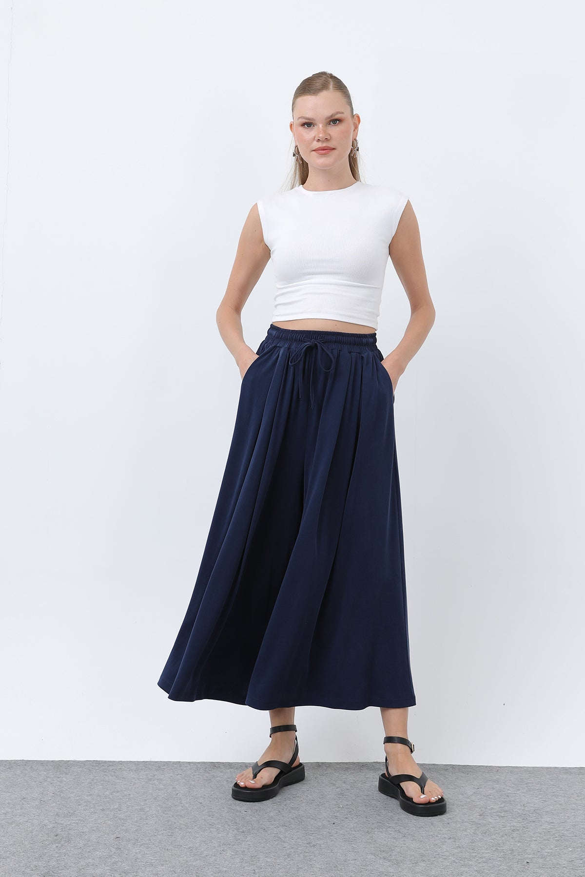 Kadın Beli Kuşaklı Etek Görünümlü Pantolon - 20664PNT NAVY