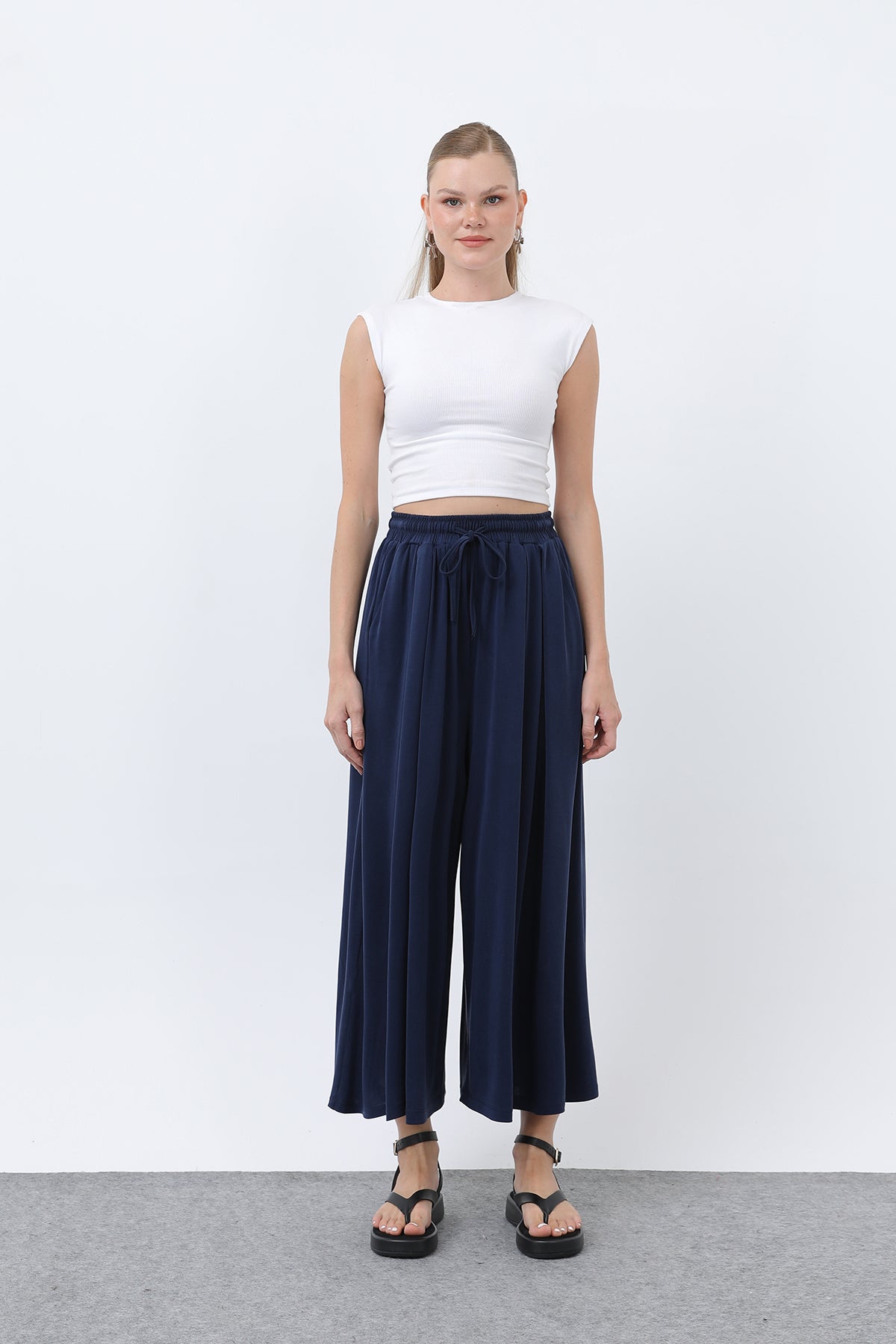 Kadın Beli Kuşaklı Etek Görünümlü Pantolon - 20664PNT NAVY