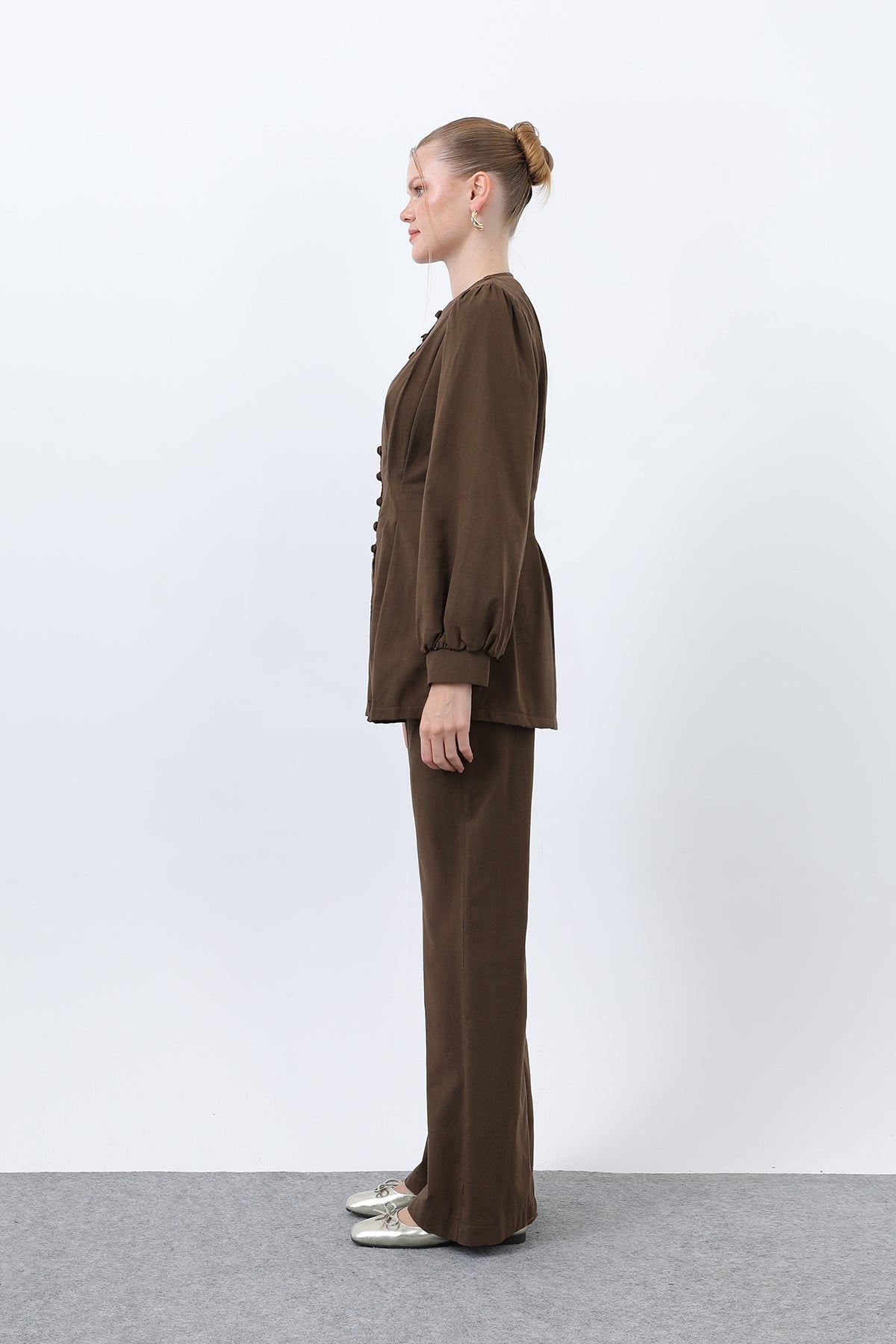 LOREEN 20687 BROWN