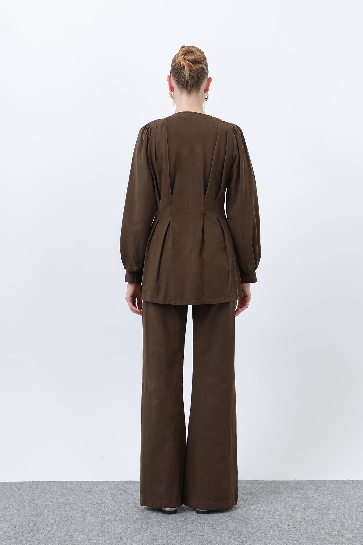 LOREEN 20687 BROWN