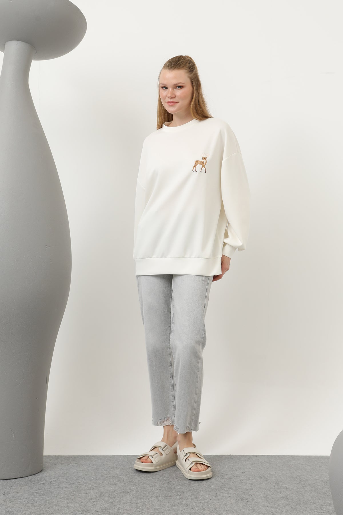 Kadın Arkası Geyikli Sweat - 32118SWT ECRU