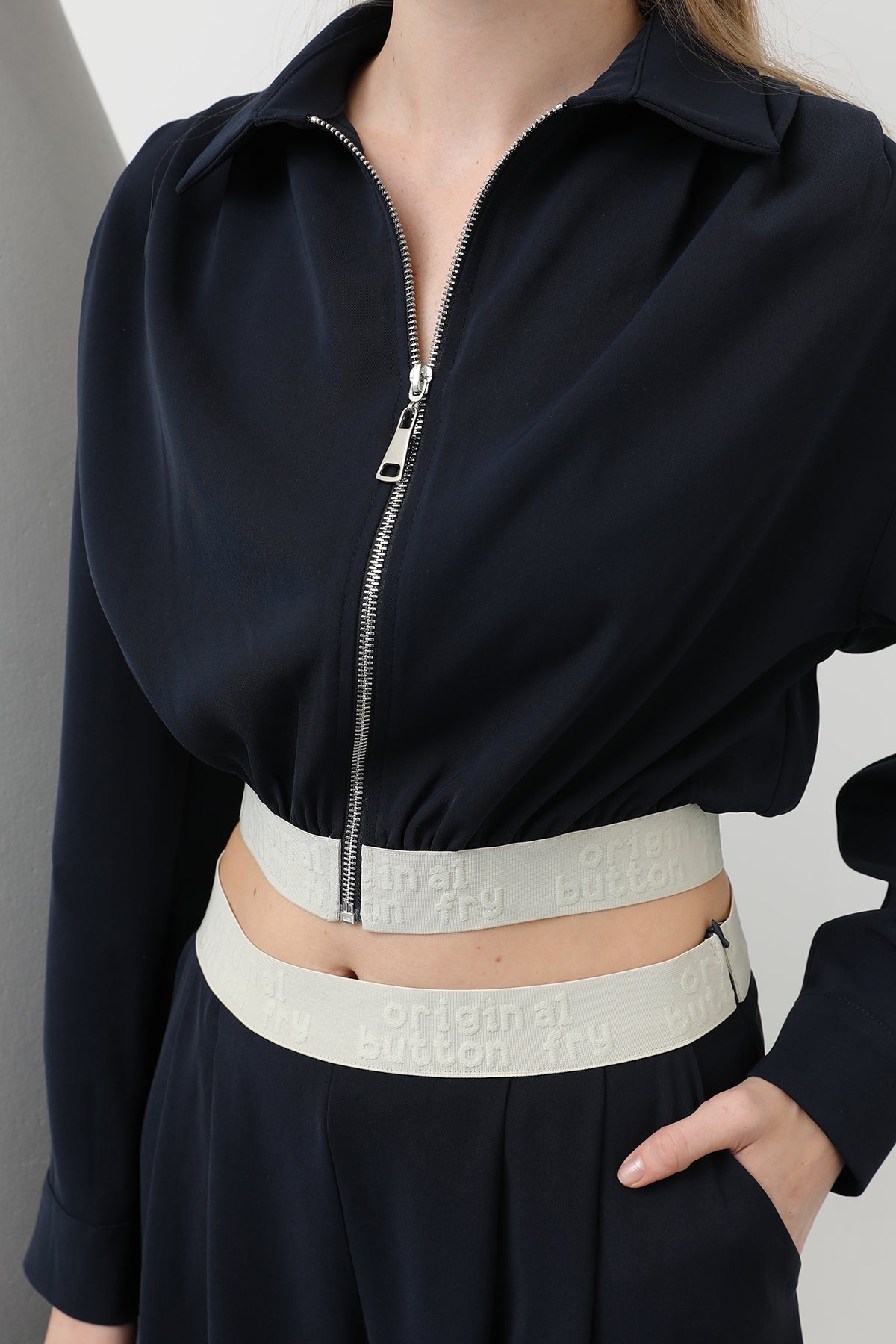 Pileli Lastik Detaylı Ceket - 32145CKT NAVY