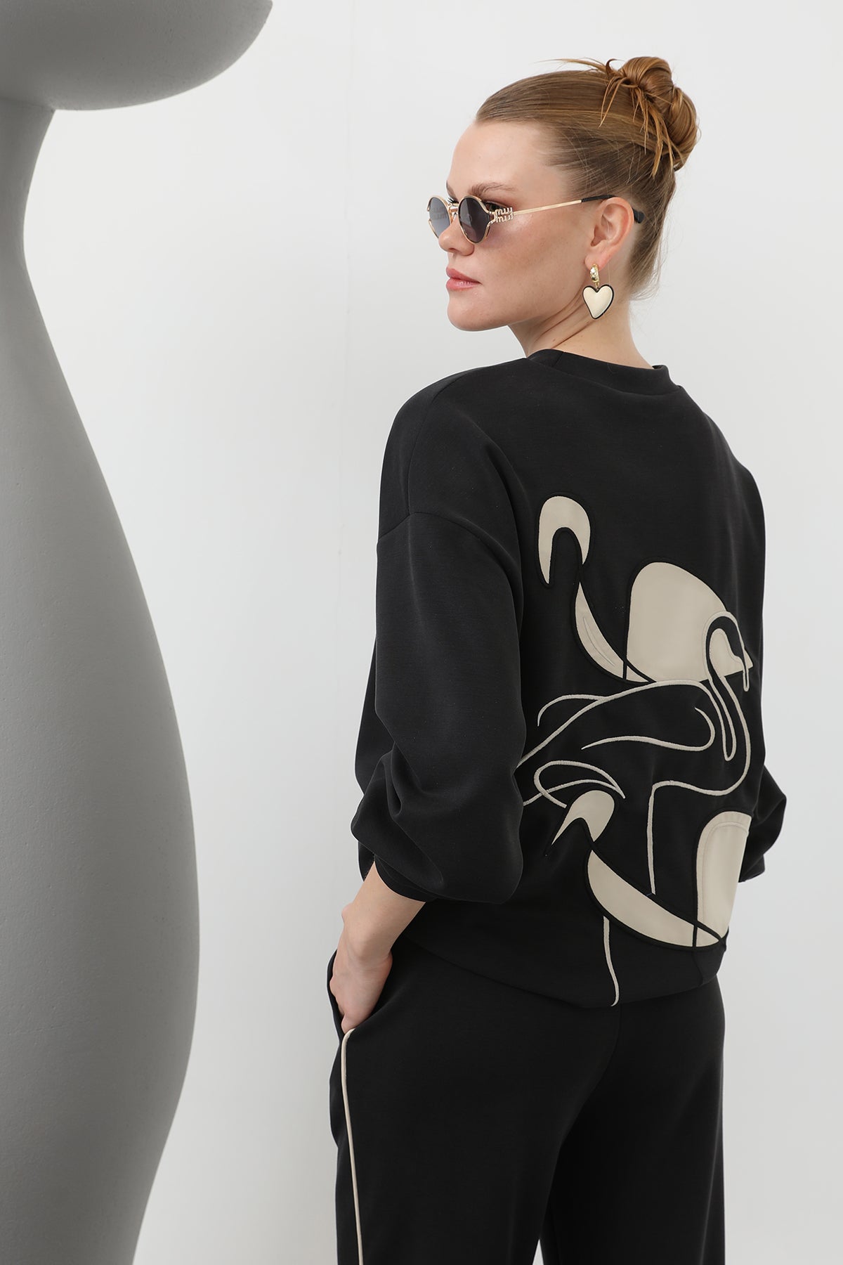 Kadın Kuğu Nakışlı Eşofman Takım - 32162TKS BLACK-BEIGE