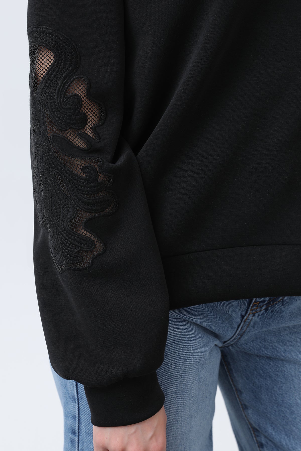 Kadın Kollar File Nakışlı Sweatshirt BLACK
