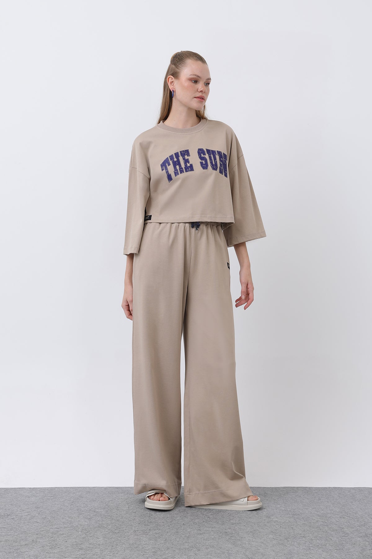 Kadın Önü Baskılı İkili Pantolonlu Takım - 32226TKS BEIGE
